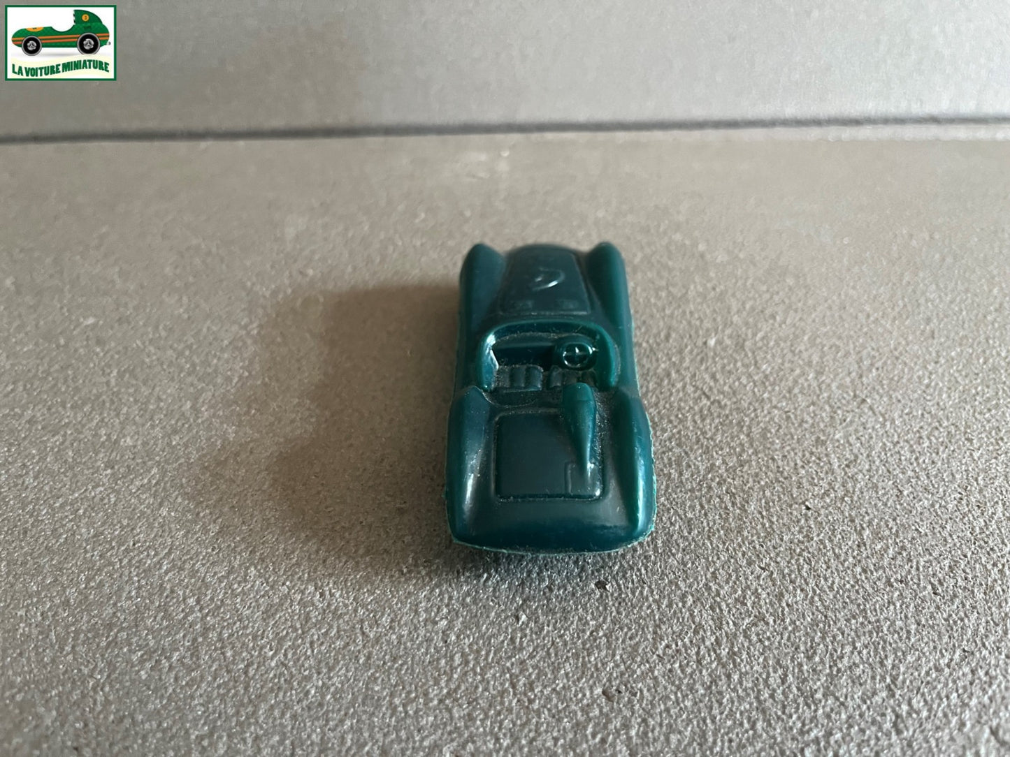 Ancienne Miniature Voiture Plastique Lessive Crio Aston Martin 3L 1/43 Bonux Clé