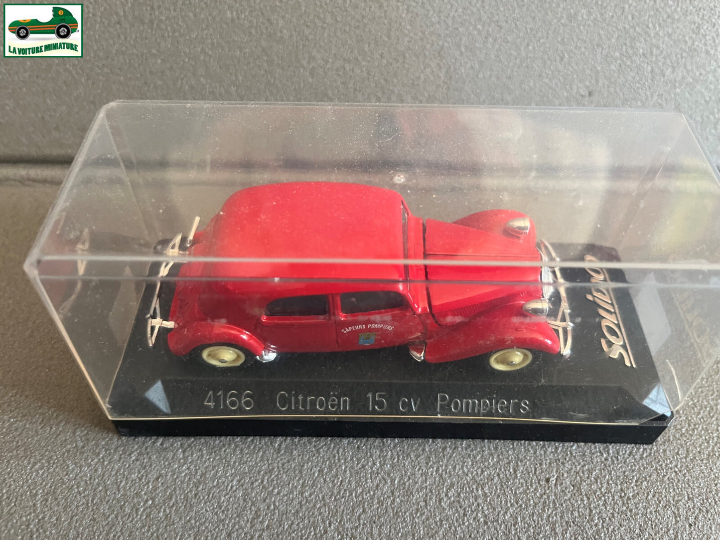 Voiture miniature Traction 4166 Citroen 15 CV Pompiers Solido au 1/43