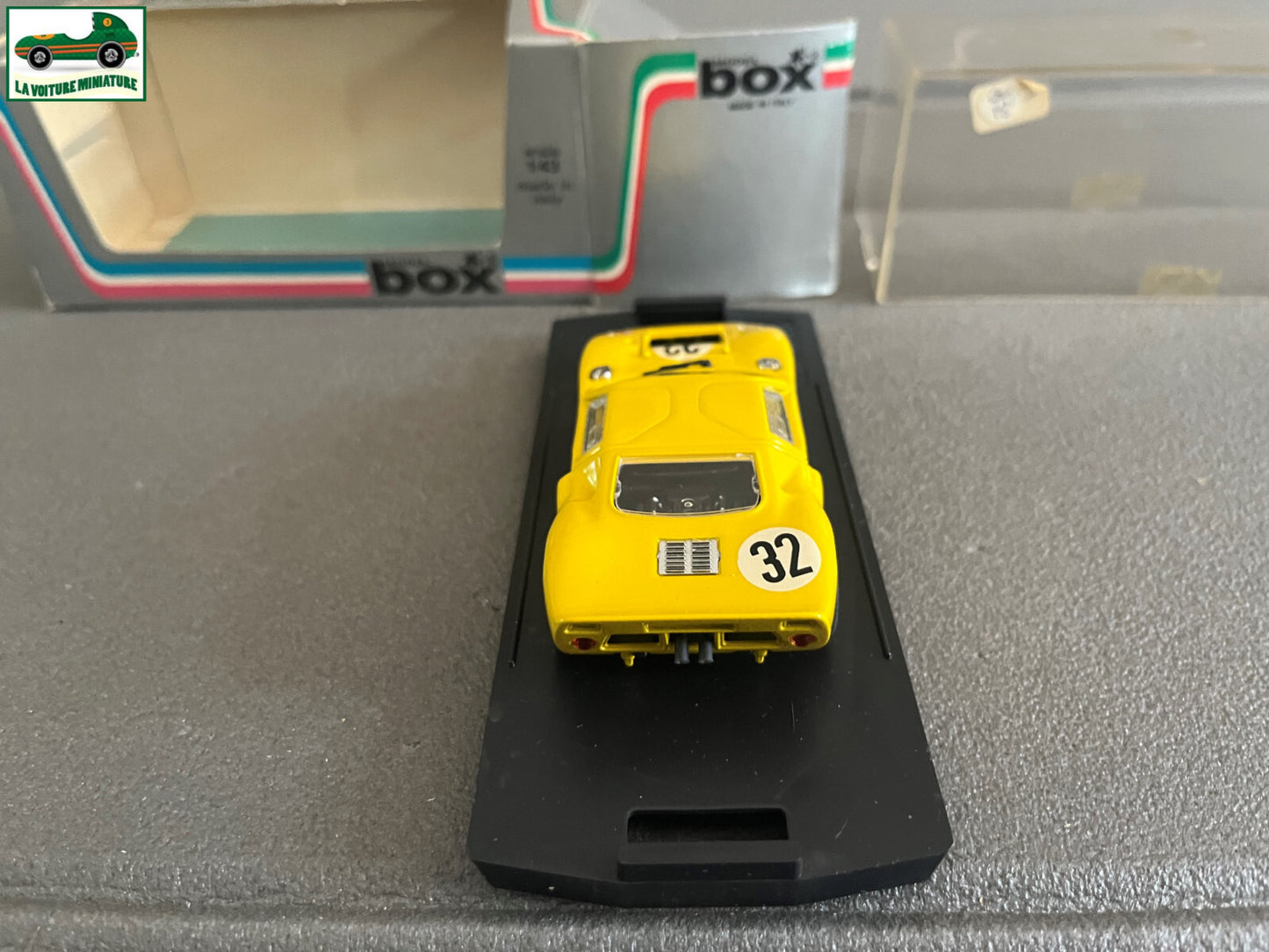Voiture miniature Ford GT 40 Spa 68 Box Italy 1/43
