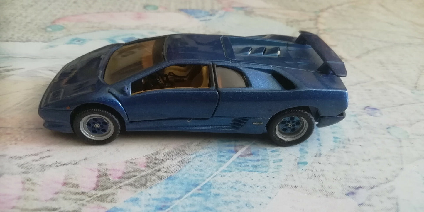 Voiture miniature Lamborghini Diablo DetailCars au 1/43