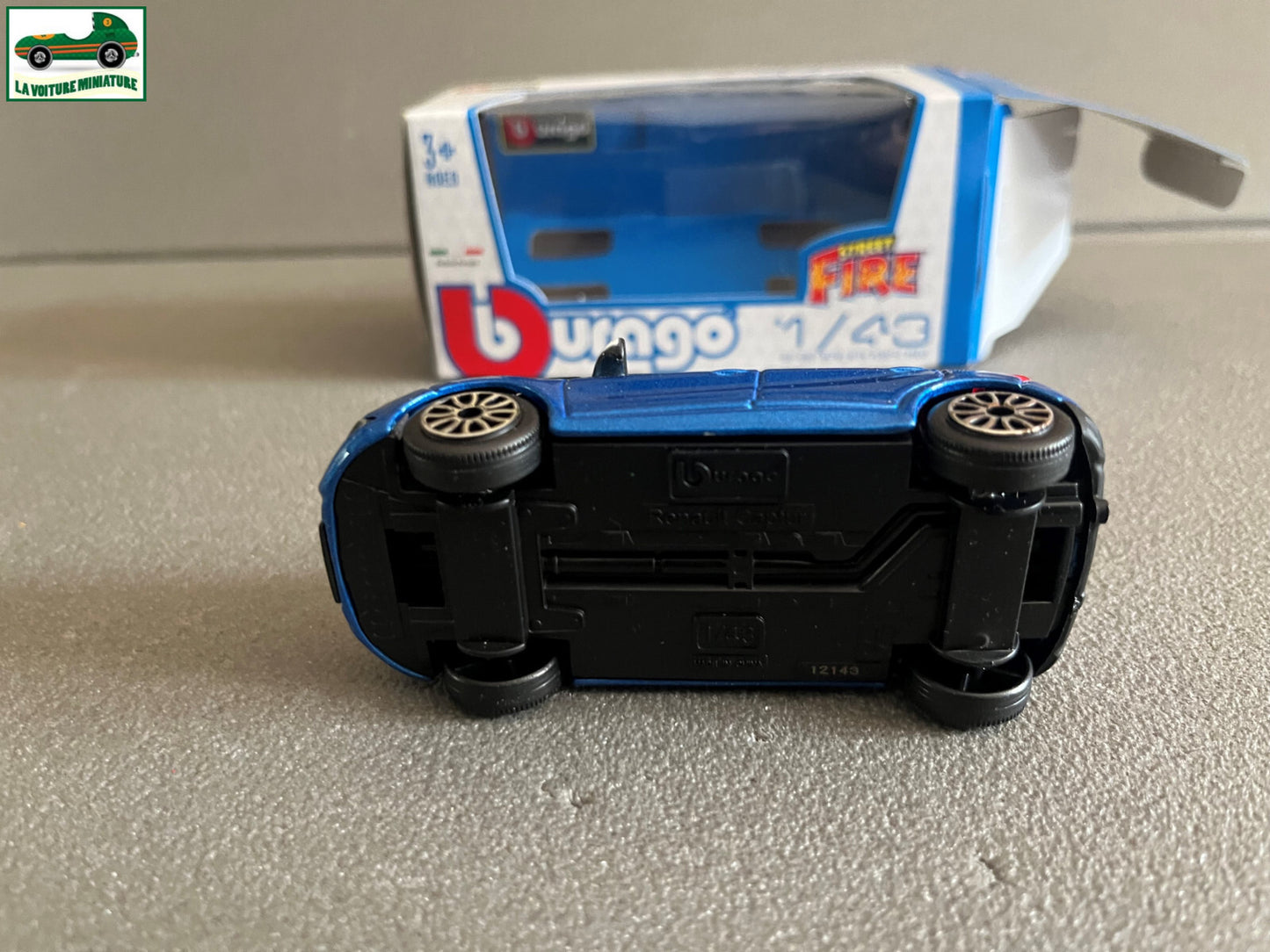 Voiture Miniature Renault Captur Burago Street Fire au 1/43