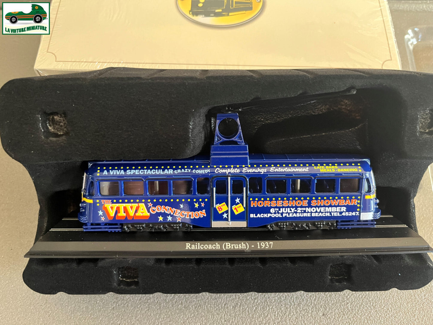 Voiture Miniature Tramway Railcoach Brush 1937 Ixo Atlas au 1/87