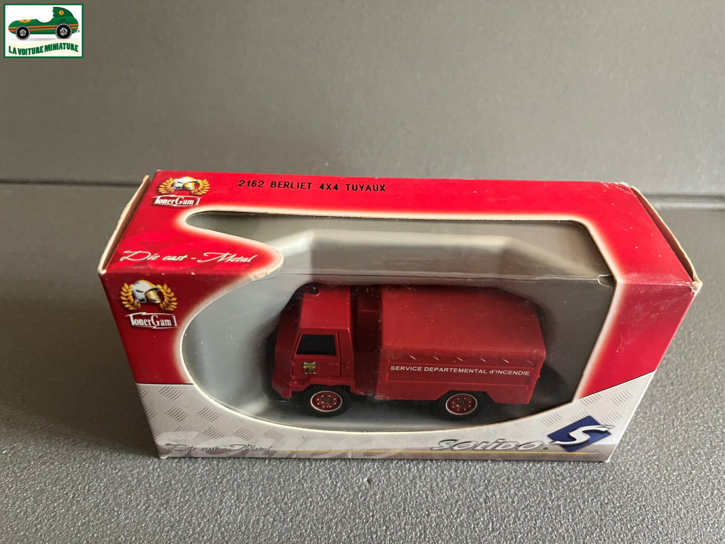 Voiture Miniature Camion 2162 Berliet 4x4 Tuyaux Pompiers Solido au 1/50