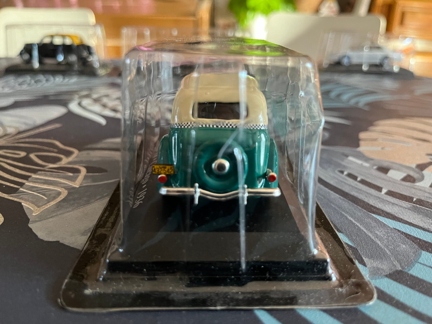 Voiture Miniature Ford V8 Chicago 1936 Taxi Du Monde au 1/43 Altaya