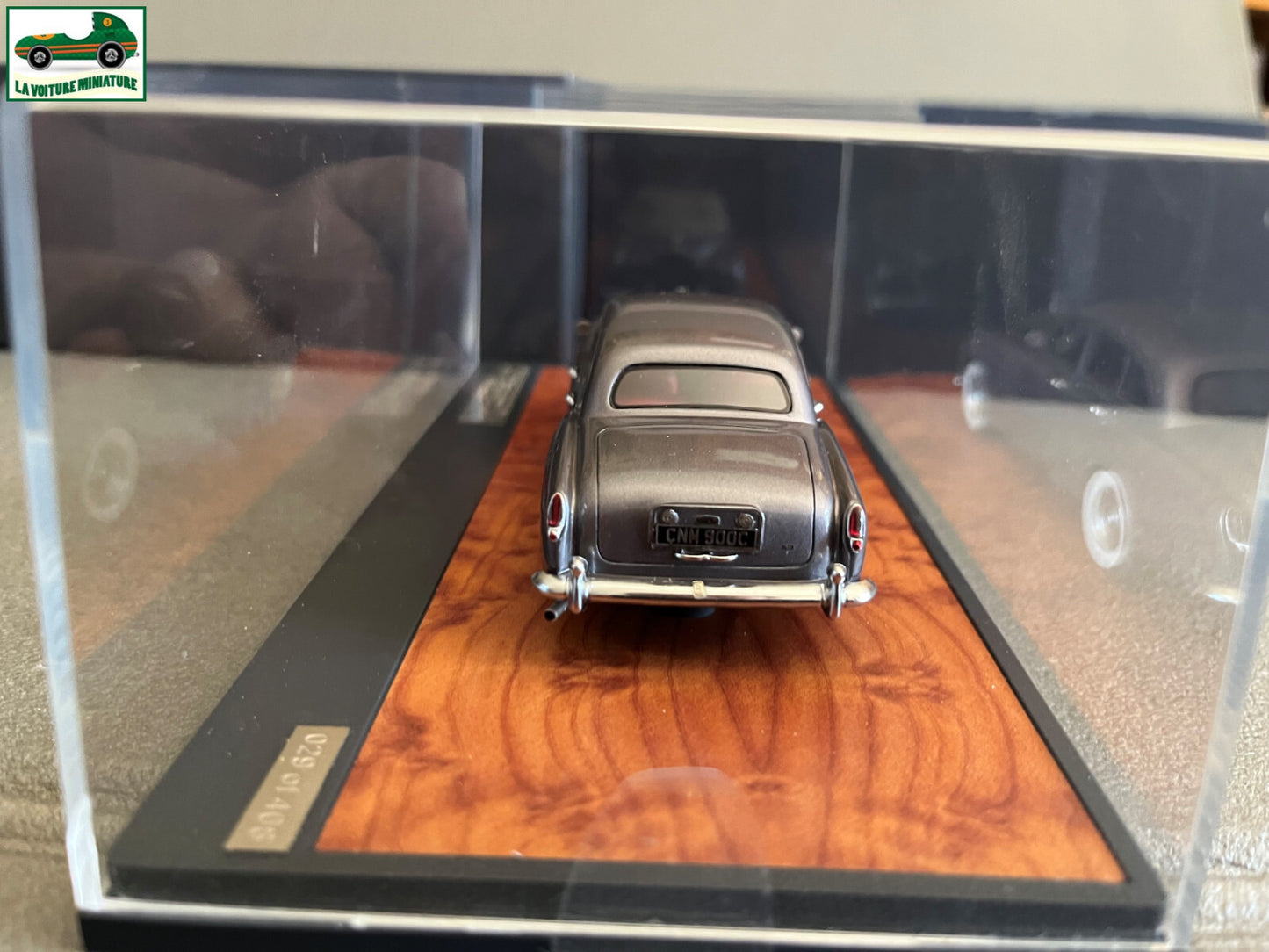Voiture miniature Rolls H.J. Mulliner Coachwork III Flying Spur 1995 Matrix 1/43