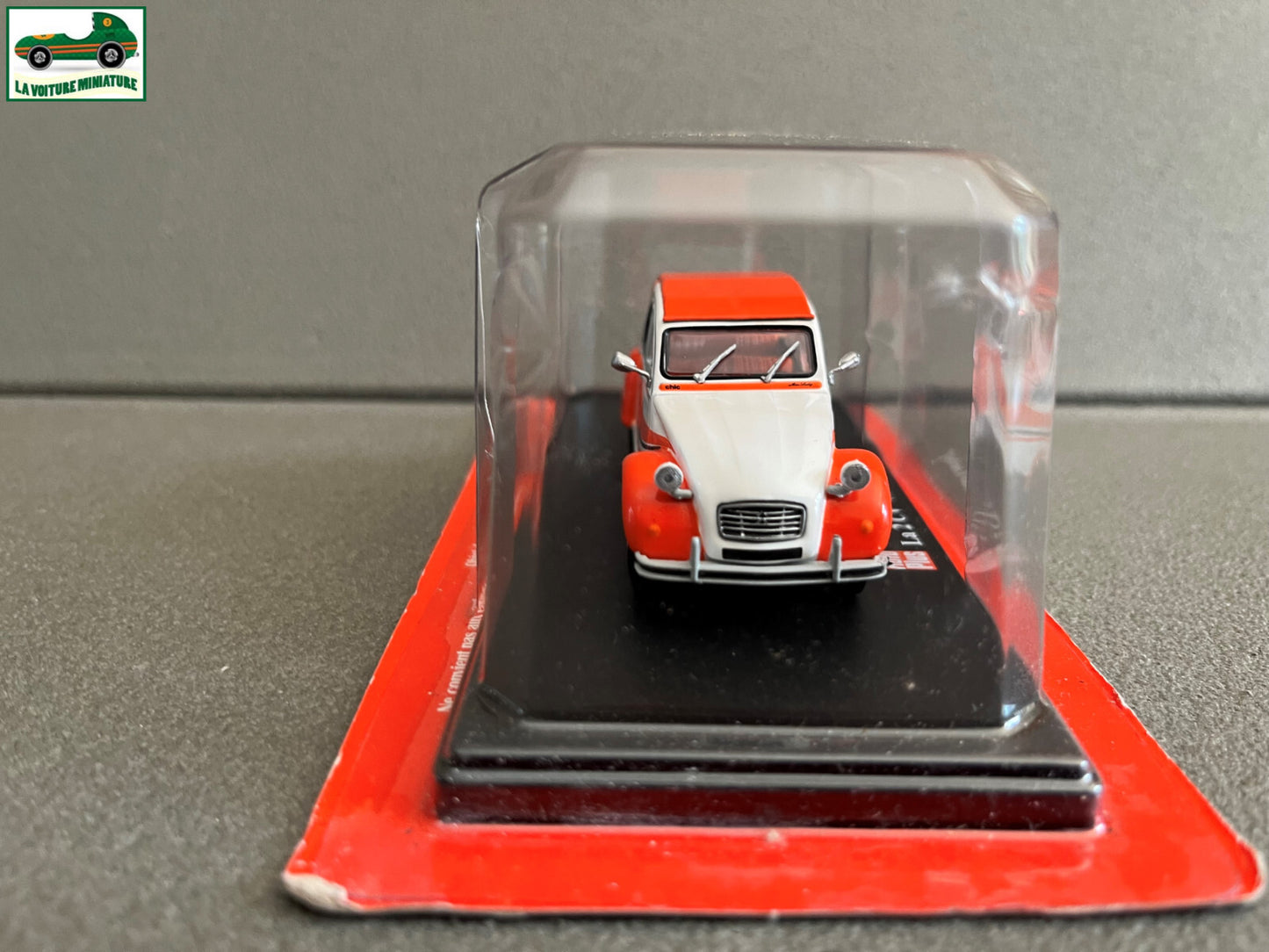 Voiture miniature Citroen 2cv 2 cv Miss Lucky Auto Plus Hachette 1/43