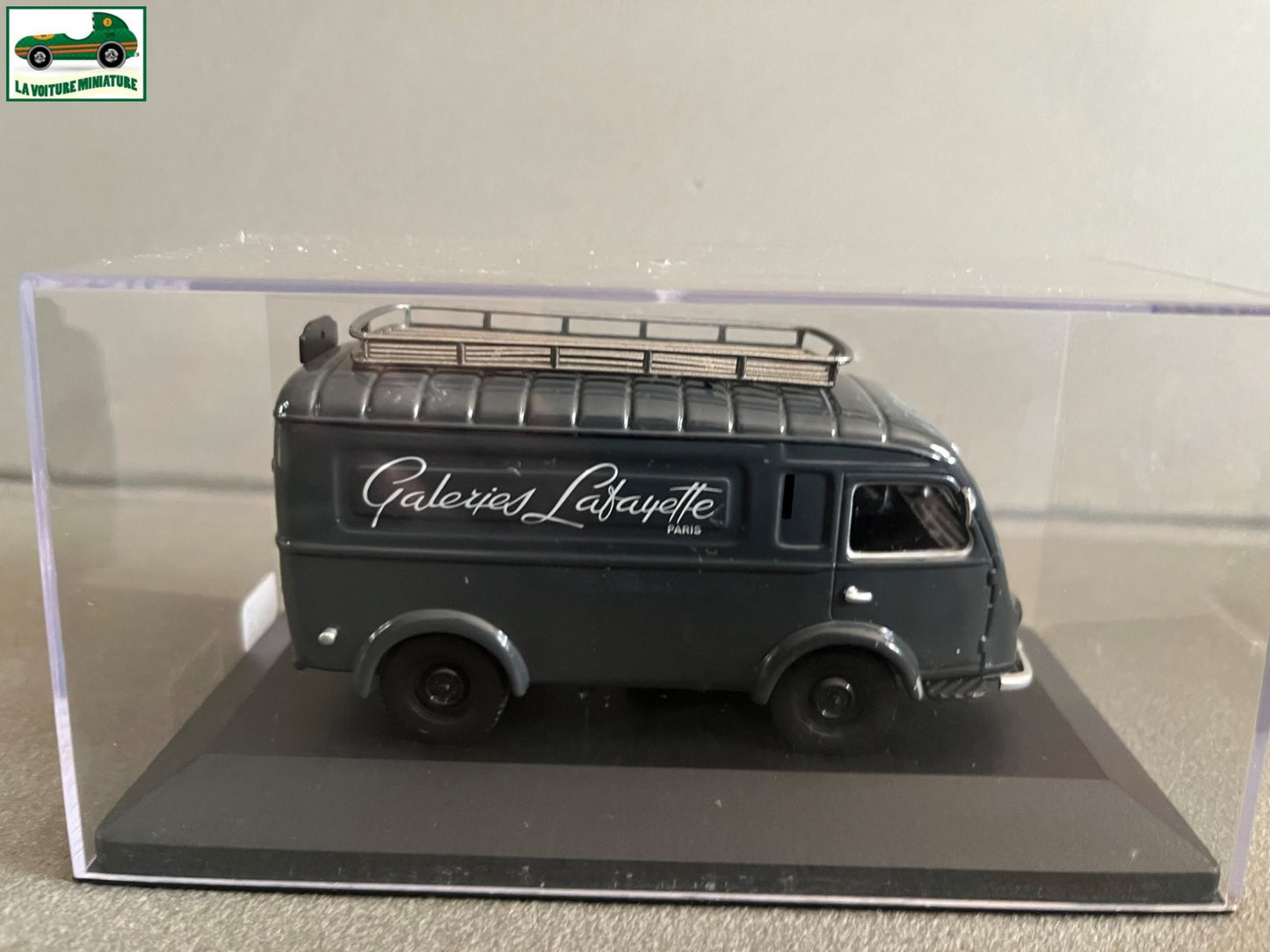 Voiture Miniature Camion Publicitaire Renault 1000kg Galerie Lafayette au 1/43