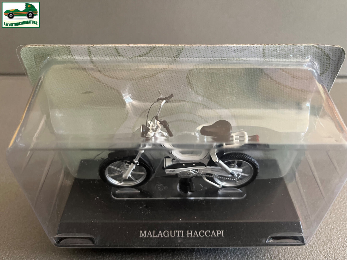 Moto Cyclomoteur miniature Malaguti Haccapi Leo Models 1/18