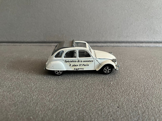 Jouet Ancien Voiture Miniature Citroen 2CV 6 Jet Car Norev Auto Passion 1/43