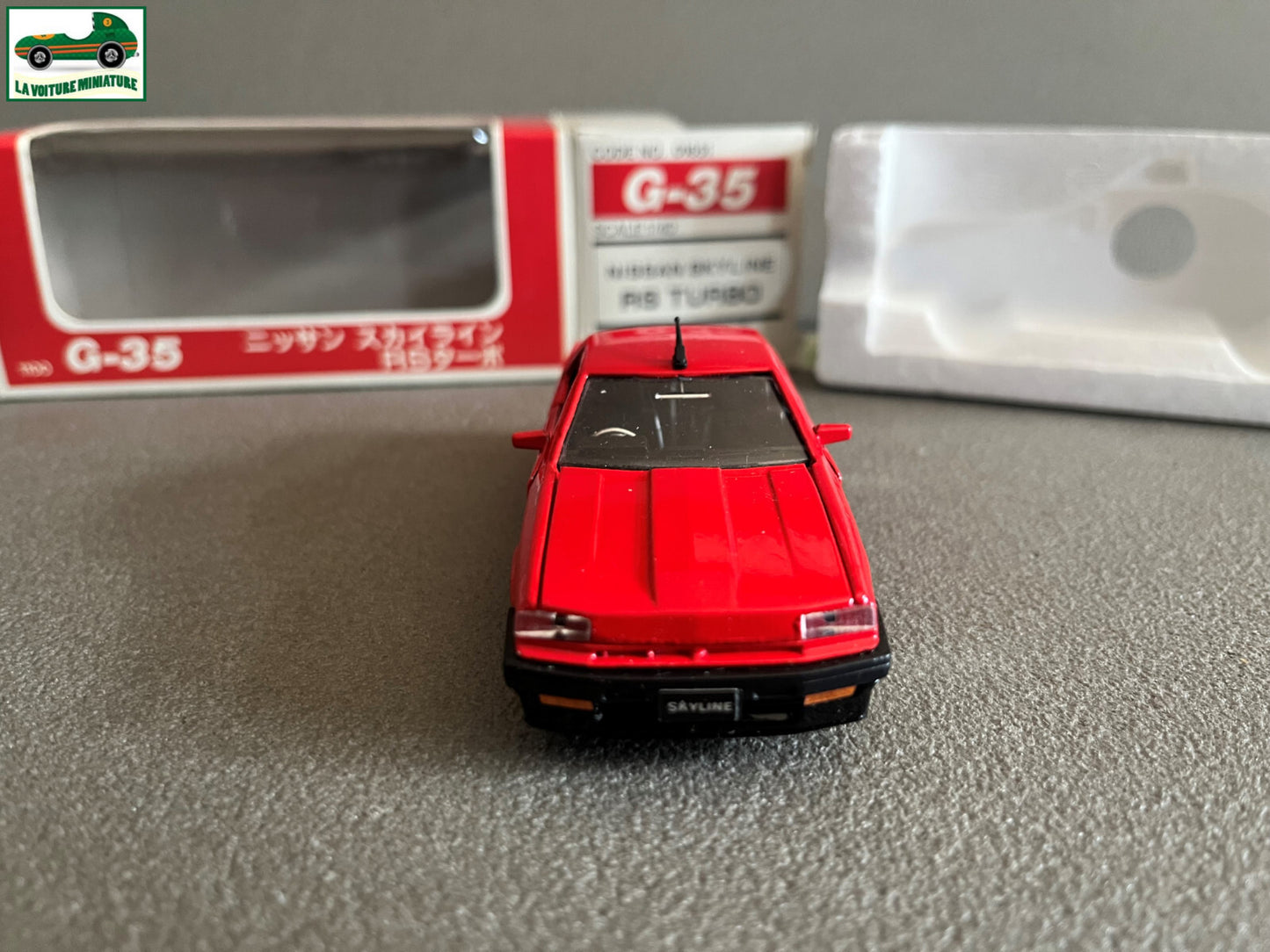 Ancienne Voiture Miniature Nissan Skyline RS Turbo Diapet G-35 Japan au 1/40