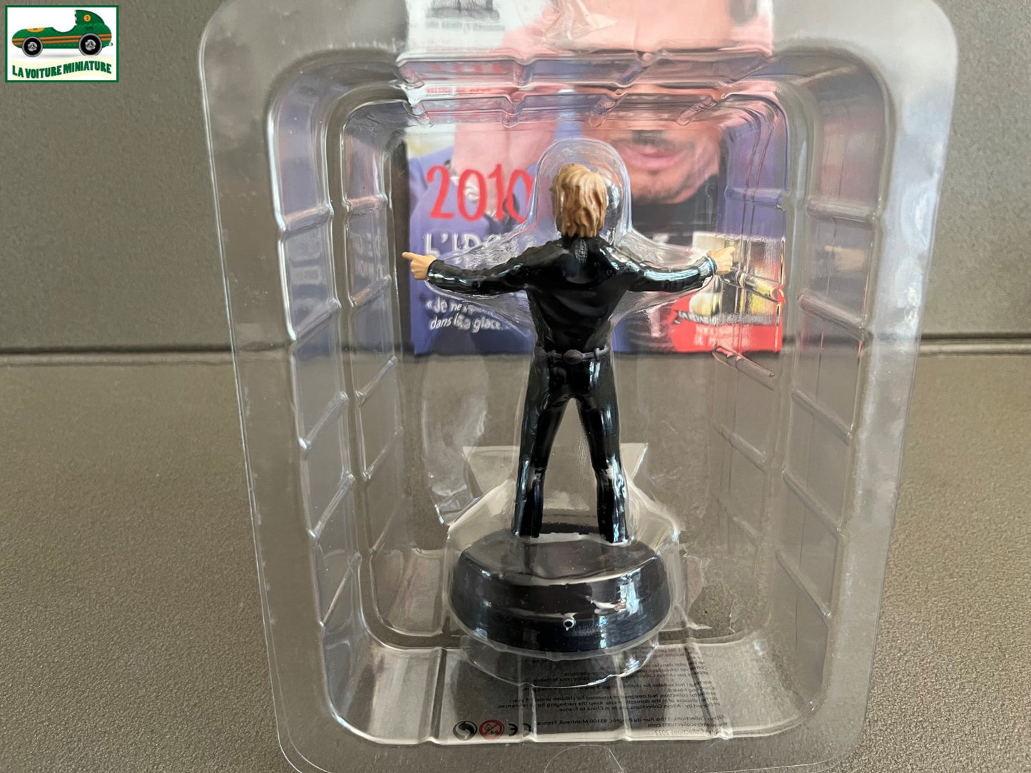 Figurine de Collection Johnny Hallyday + Livret N°15