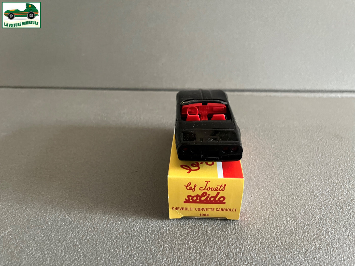 Voiture Miniature Chevrolet Corvette Cabriolet 1984 Solido Hachette 1/43