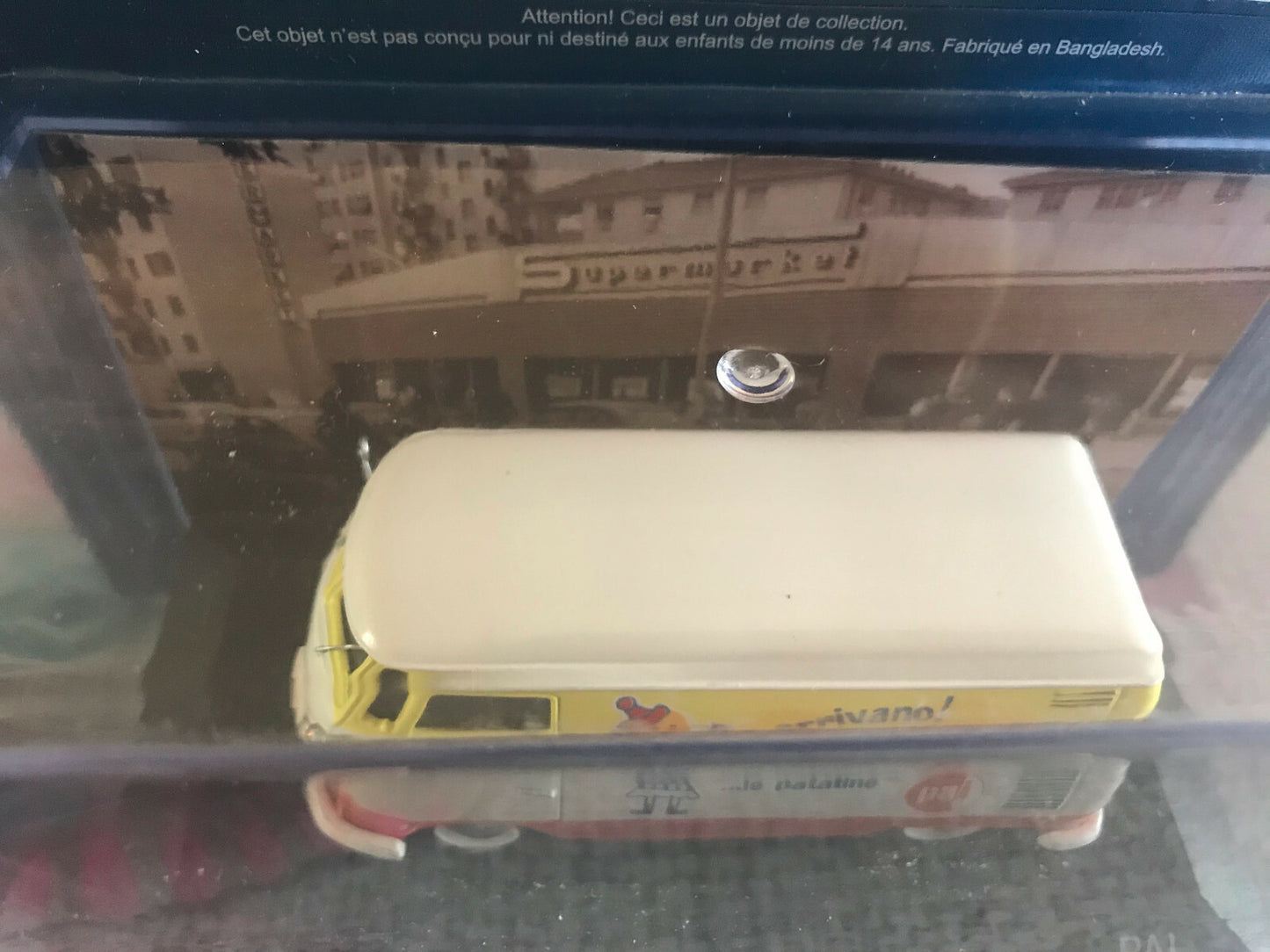 Voiture miniature Publicitaire VW Volkswagen Combi T1 c 1965 Patatine Pai 1/43