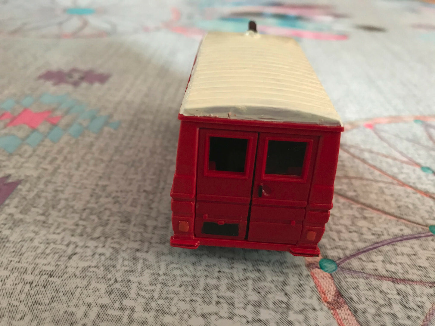 Voiture Miniature Camion Secours Pompiers Citroen C35 Chimique 1/50 Solido