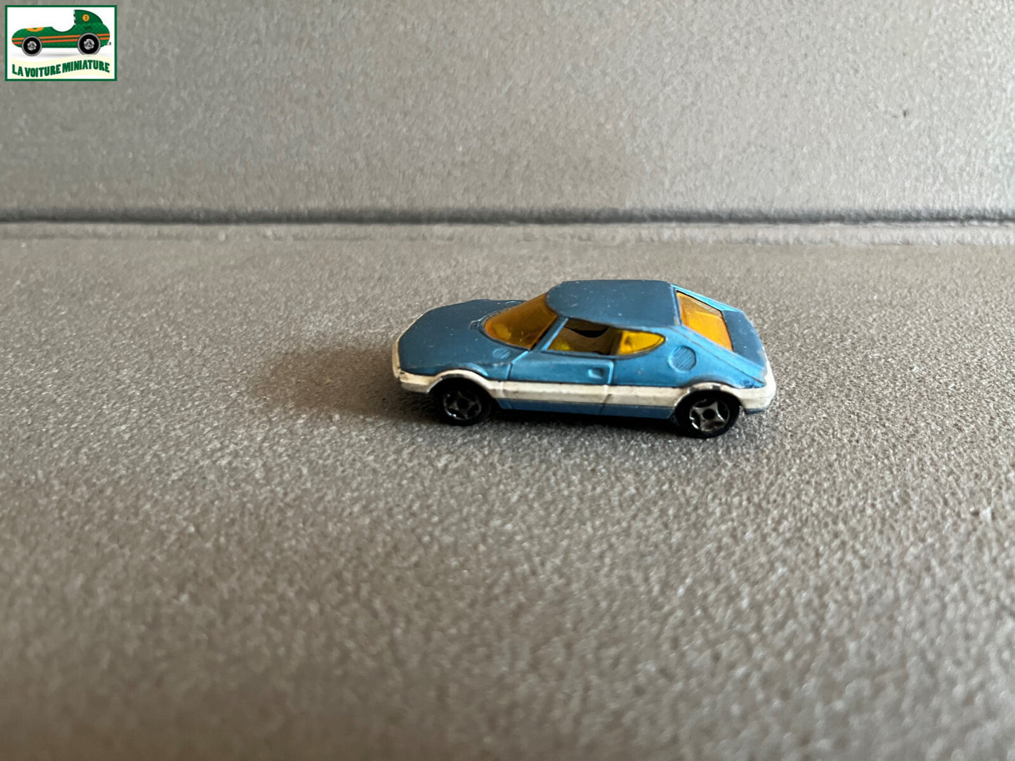 Ancienne Miniature Voiture Trapeze Bertone MiniJet Norev France 1/64