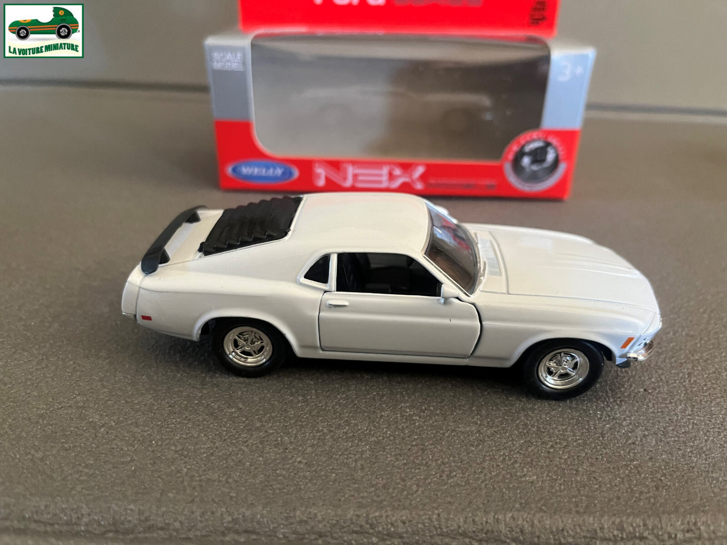 Voiture miniature Ford Mustang Boss 1970 Welly 1/34 - 1/36 - 1/39