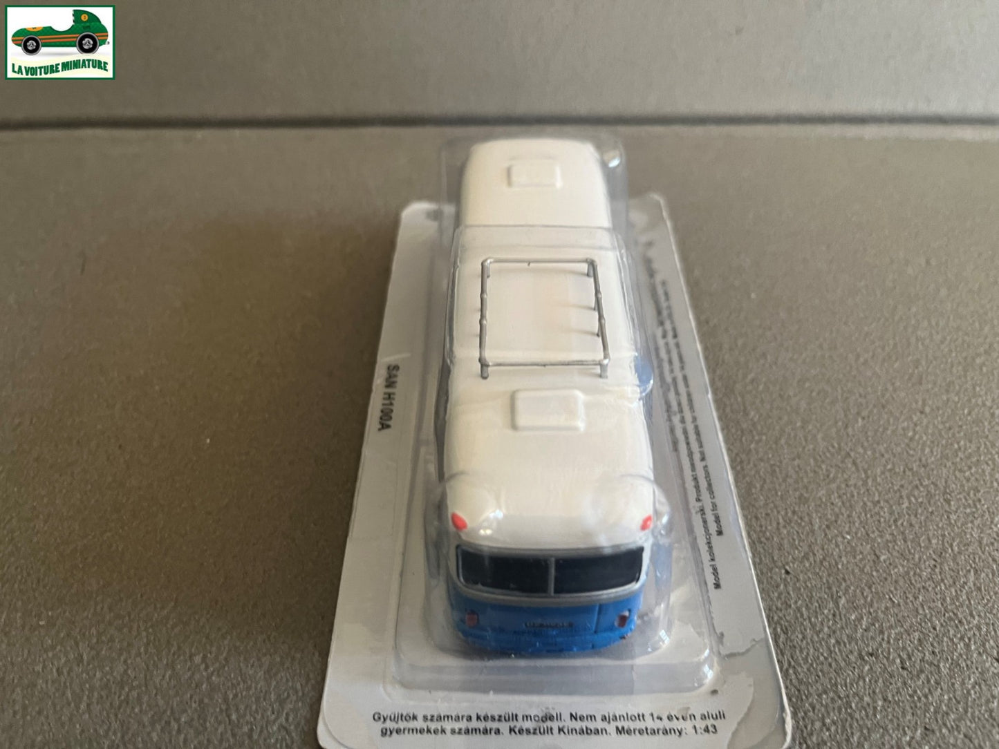 Voiture miniature SAN H100A Autobus Bus Pays de L'est IST Deagostini 1/72