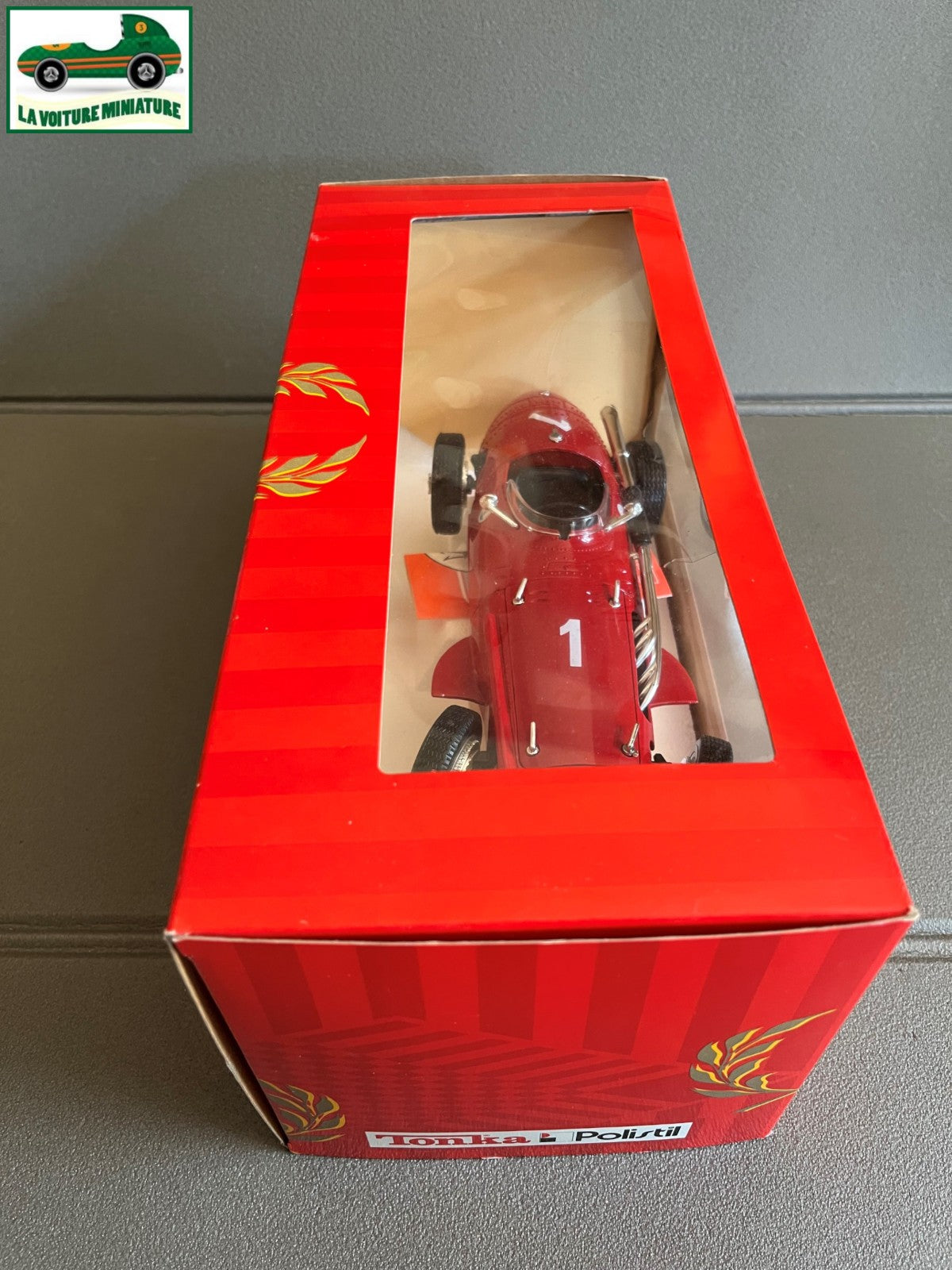 Voiture miniature Maserati 250 F Polistil au 1/16