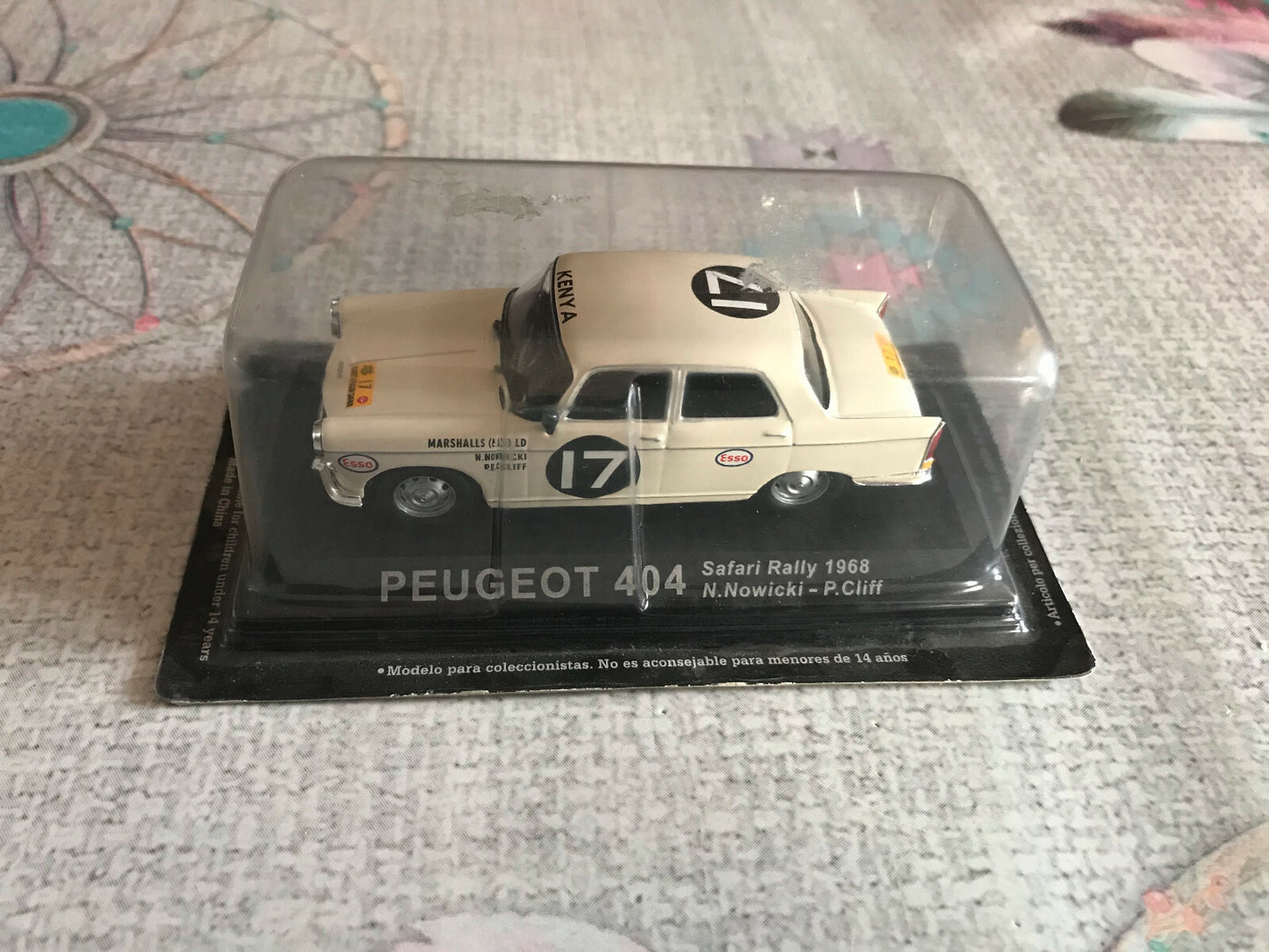 Voiture miniature Peugeot 404 Safari Rally 1968 Nowicki Cliff Rallye 1/43