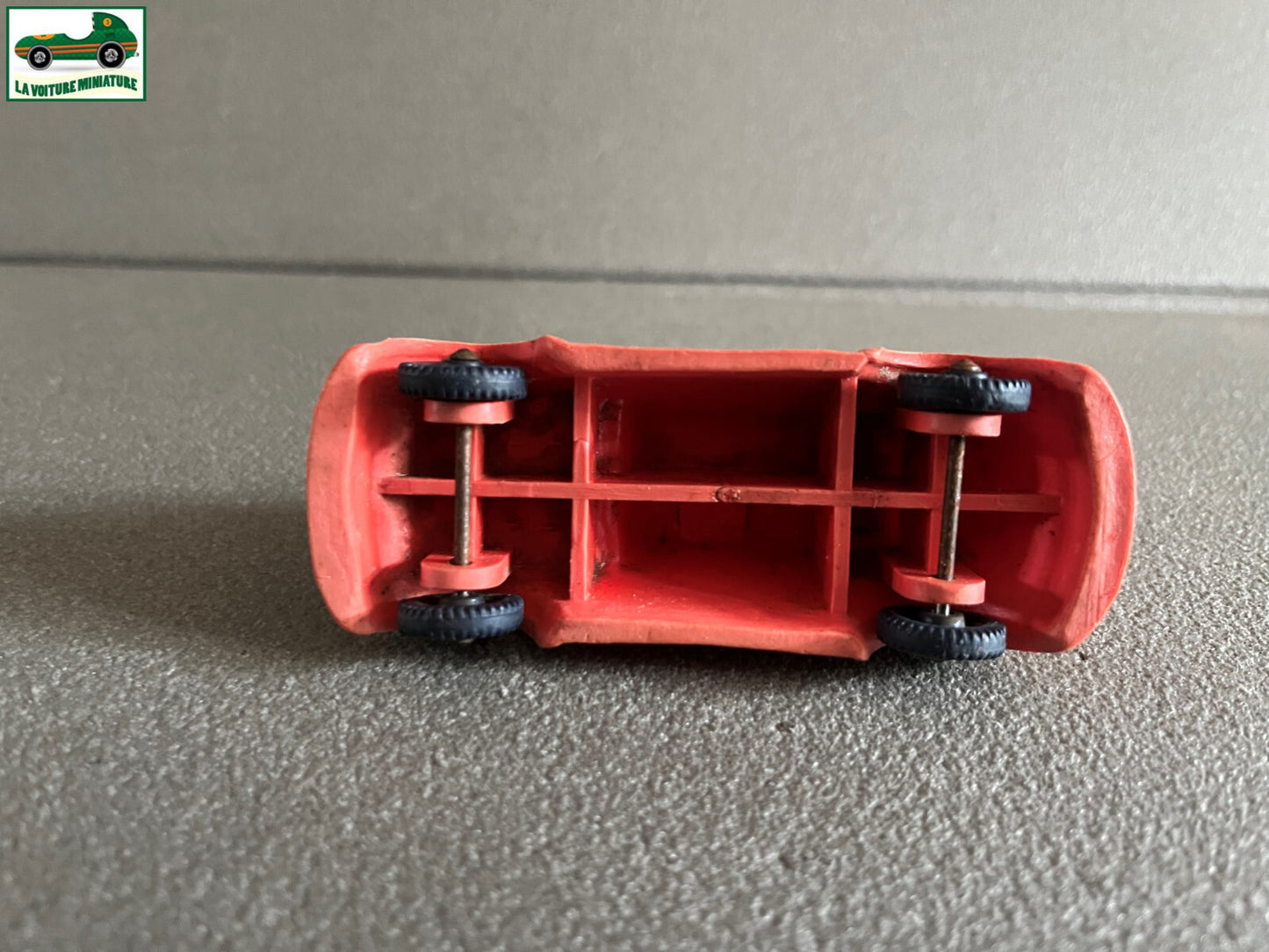 Voiture Miniature Ancien Volkswagen Cox Tomte Lardal Norway Plastique Gomme 1/43