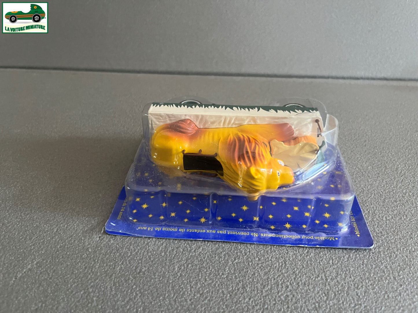 Voiture Miniature Char de parade le Lion N°33 Cirque Pinder Altaya 1/64