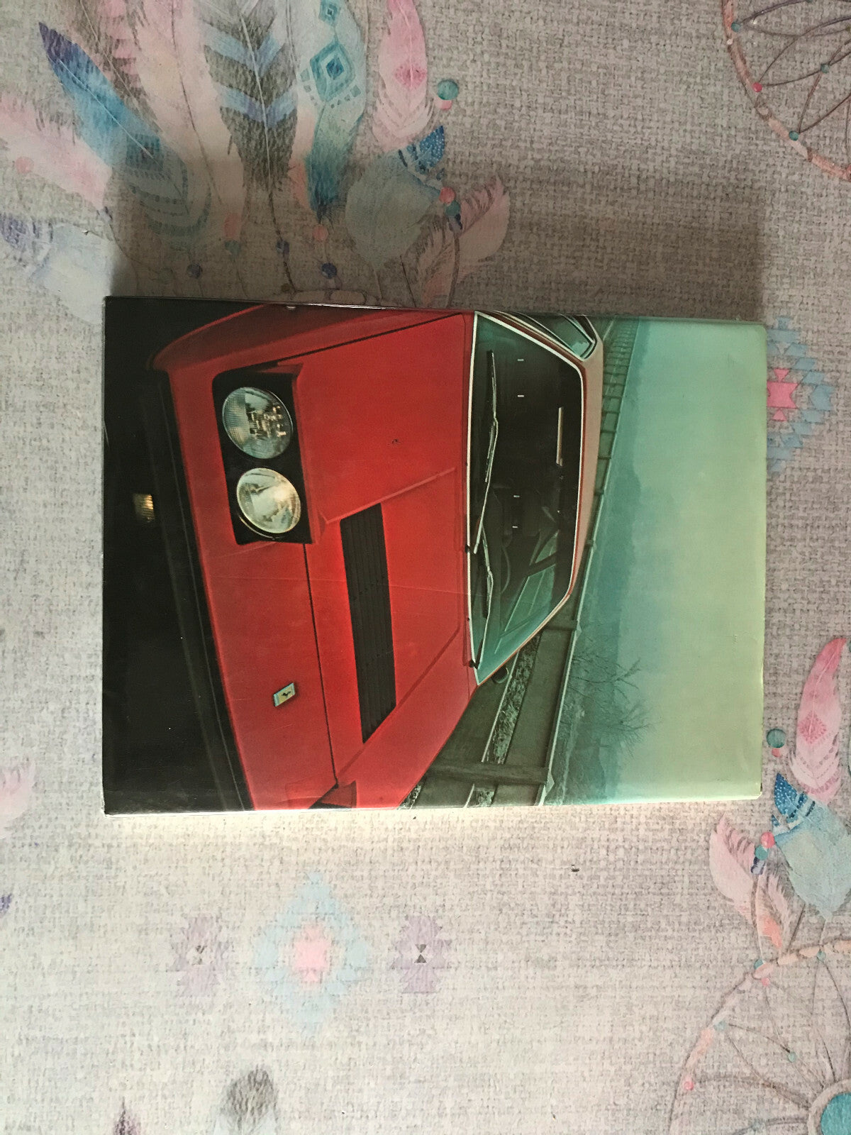 Livre Voiture Automobile Le Monde Fascinant des Autos 160 illustrations