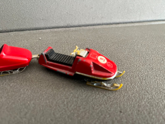 Ancienne Voiture miniature Moto Neige + Remorque Majorette France