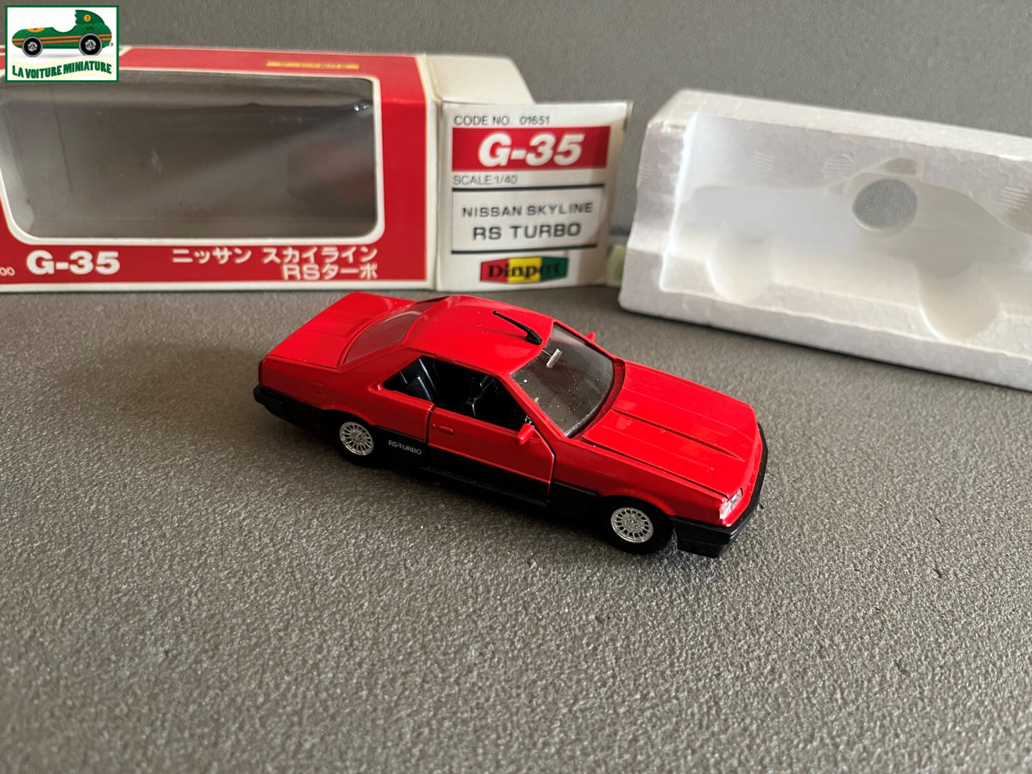 Ancienne Voiture Miniature Nissan Skyline RS Turbo Diapet G-35 Japan au 1/40