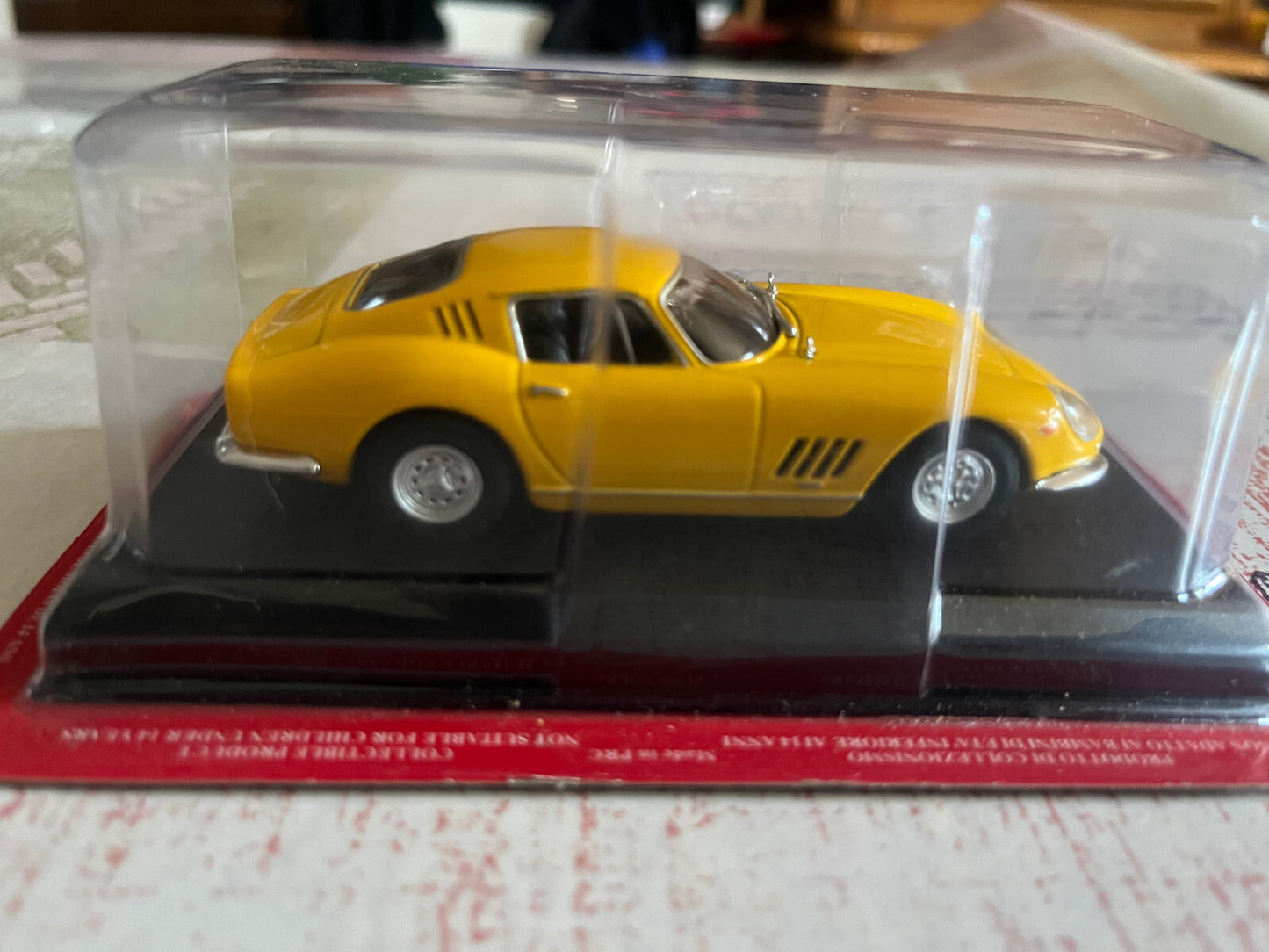 Voiture miniature Collection Ferrari 275 GTB Ixo Fabbri au 1/43