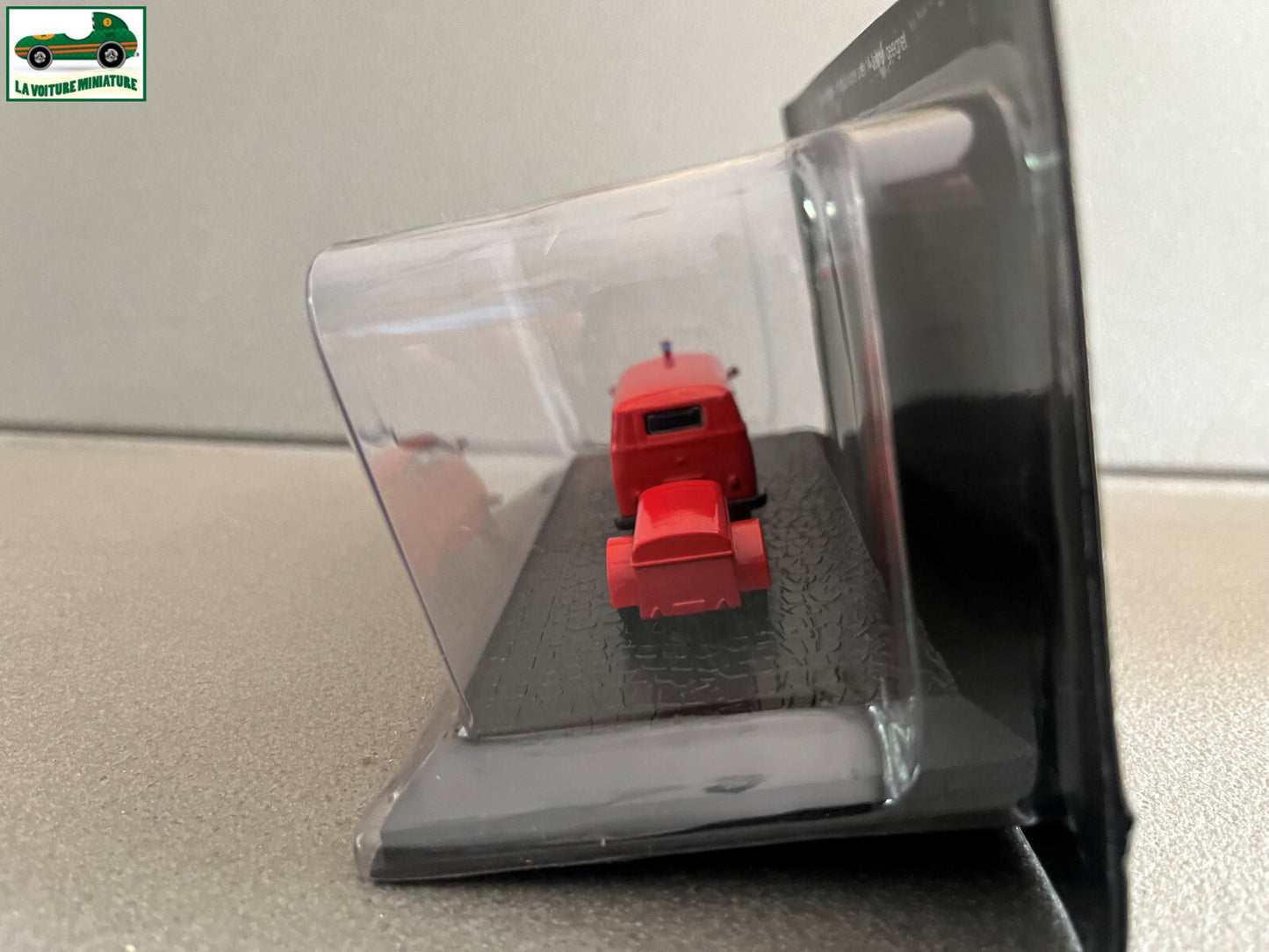 Miniature Voiture Camion de Pompiers Volkswagen T1 Combi DeAgostini au 1/72