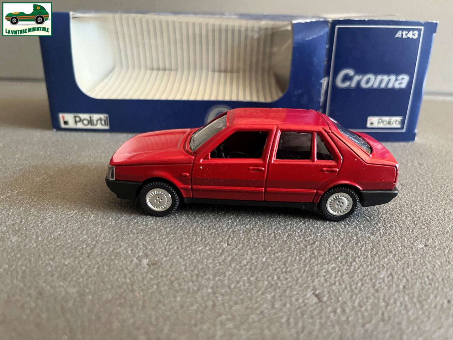Ancienne Voiture miniature Fiat Croma Polistil Italy au 1/43