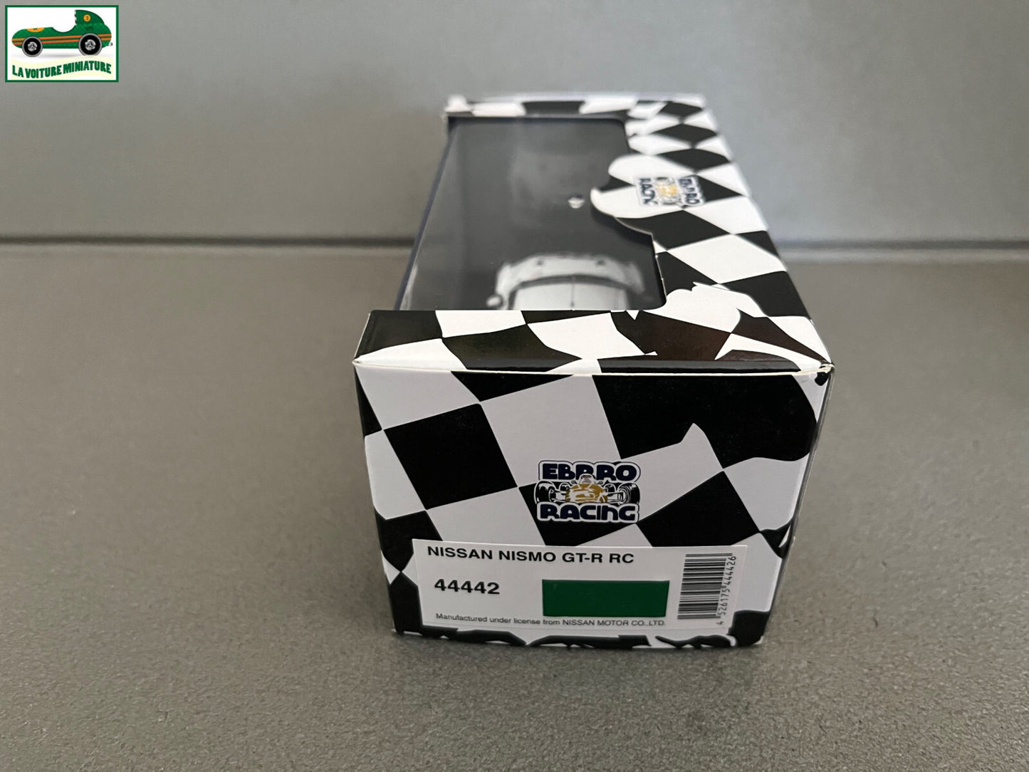 Voiture Miniature Nissan nismo GT-R RC Ebbro au 1/43