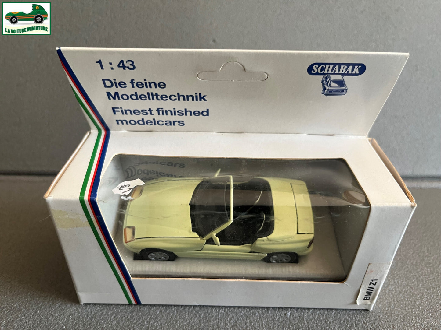 Ancienne Voiture miniature BMW Z1 Schabak au 1/43