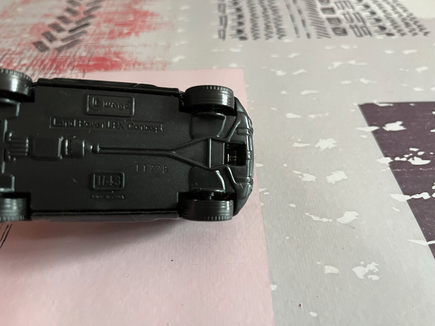 Voiture miniature Land Rover LRX Concept Burago 1/43