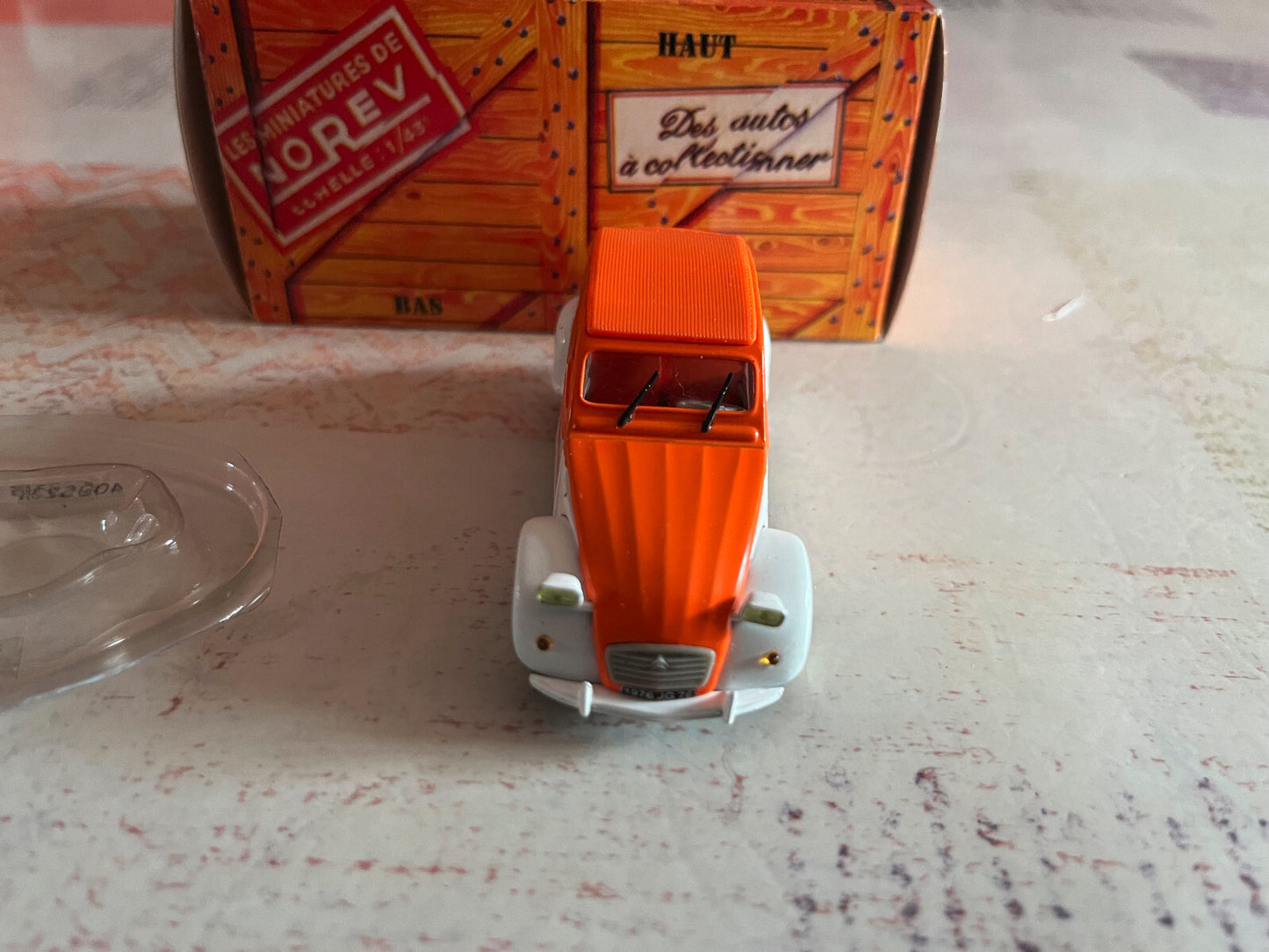 Voiture Miniature 2 CV Citroen 2cv Spot 1976 Norev 1/43