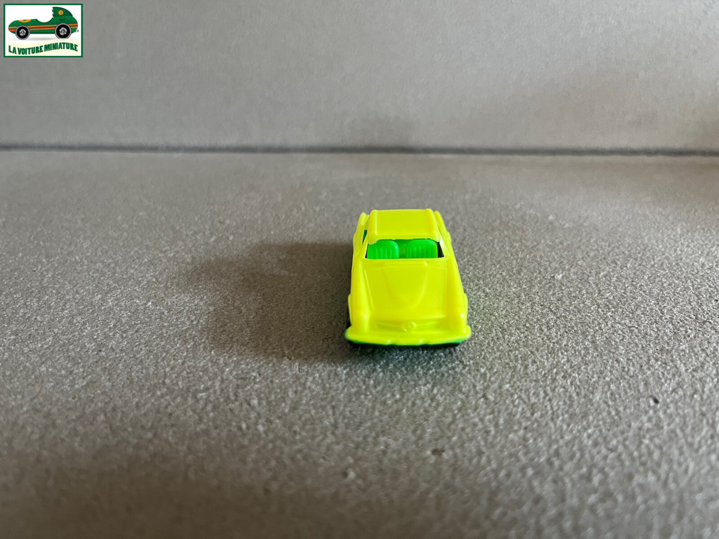 Ancienne Miniature Voiture Plastique Mercedes 280 SL Coupé Italy au 1/72