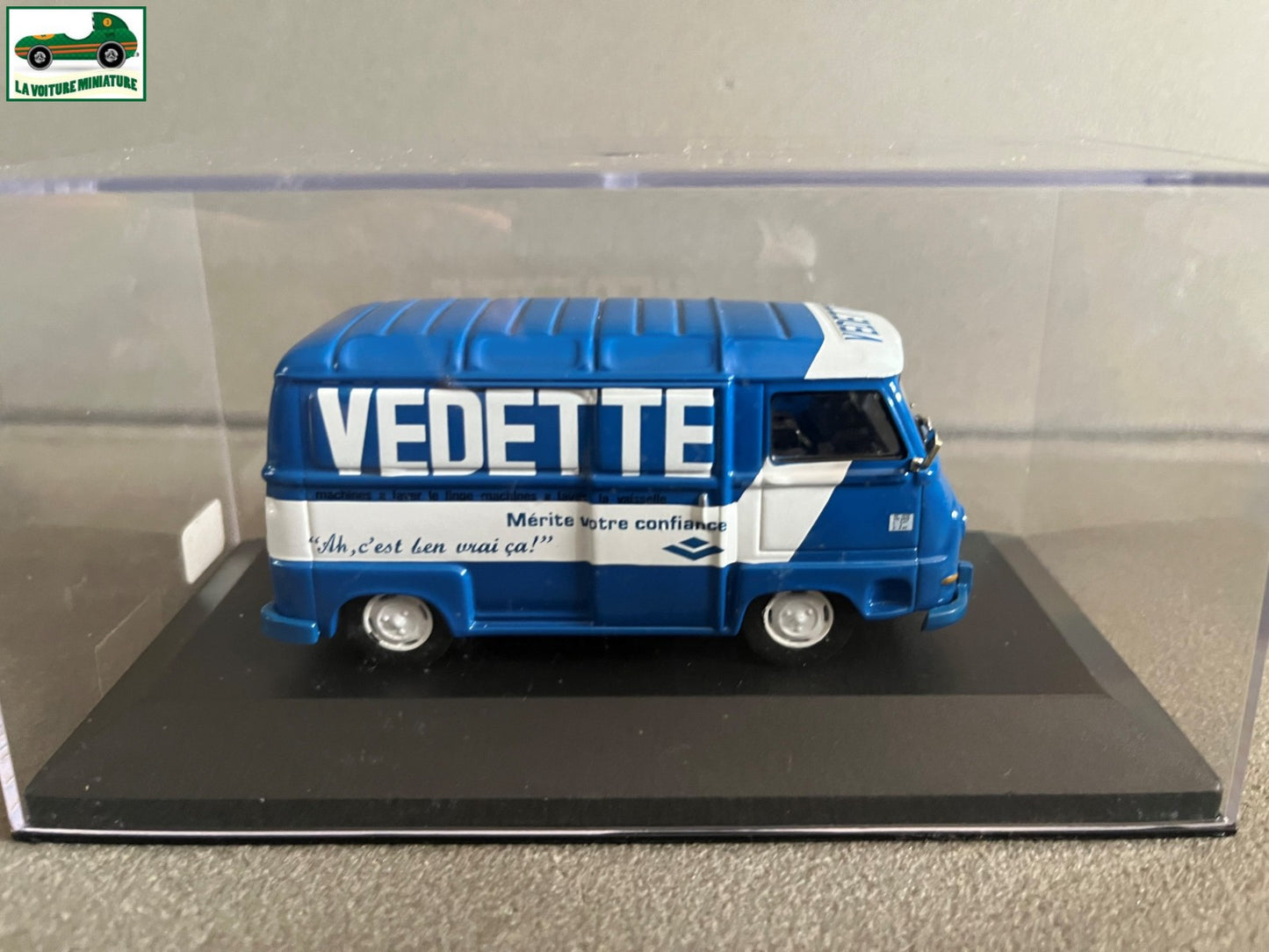 Voiture Miniature Camion Publicitaire Renault Estafette Vedette au 1/43