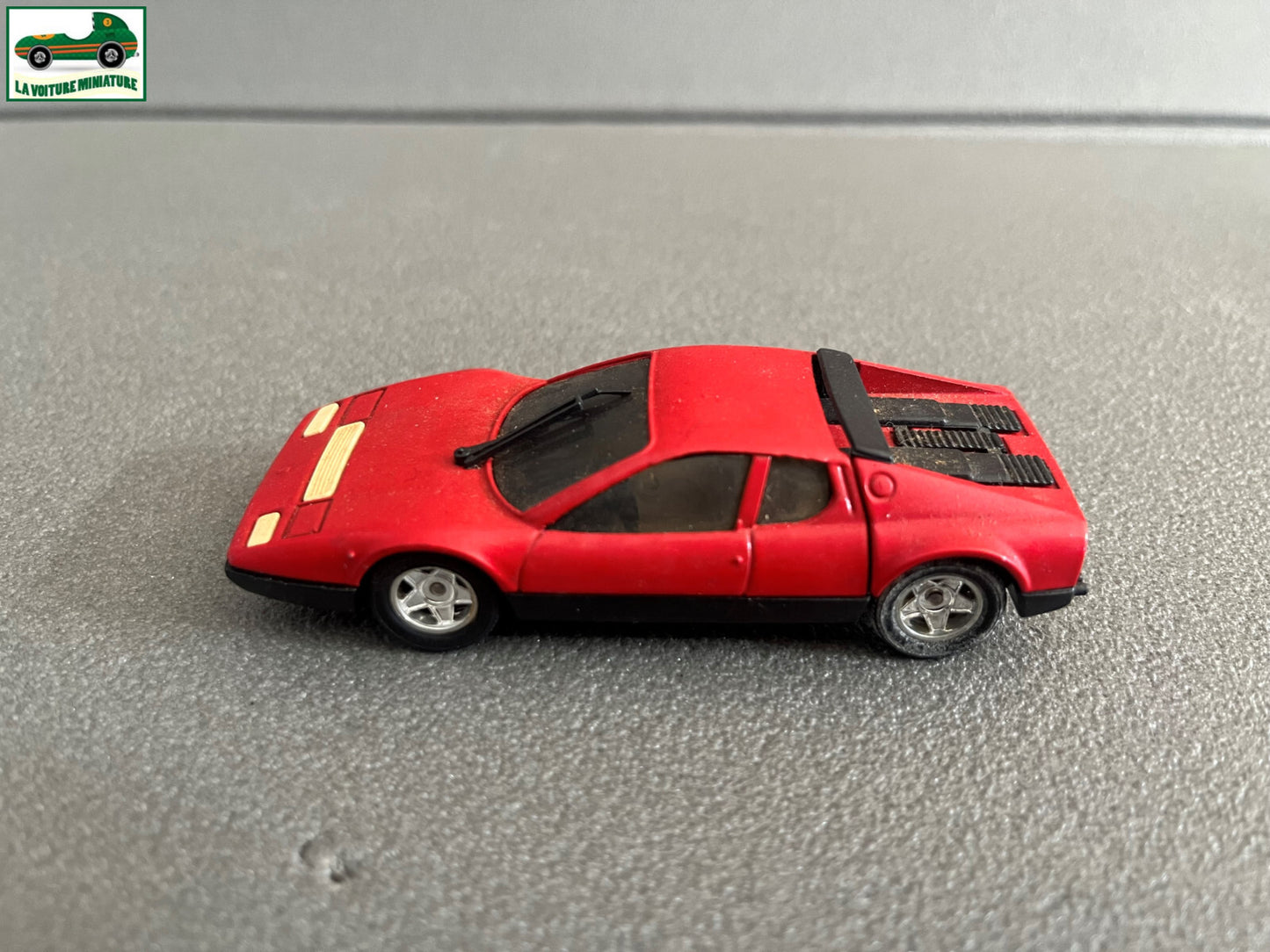 Ancienne Voiture Miniature Ferrari BB Solido France 1/43