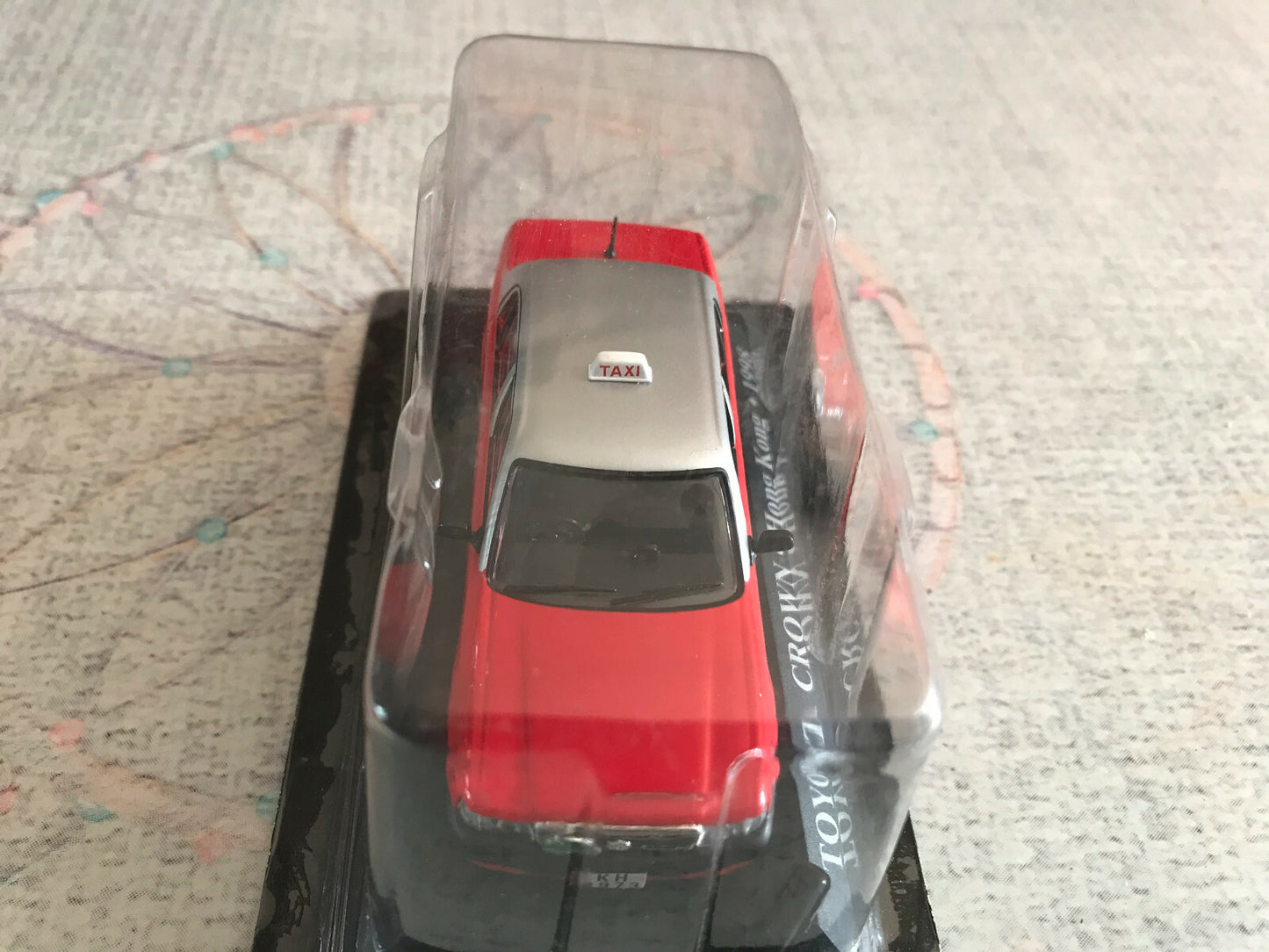 Voiture Miniature Toyota Crown Hong Kong 1998 Taxi Du Monde au 1/43 Altaya