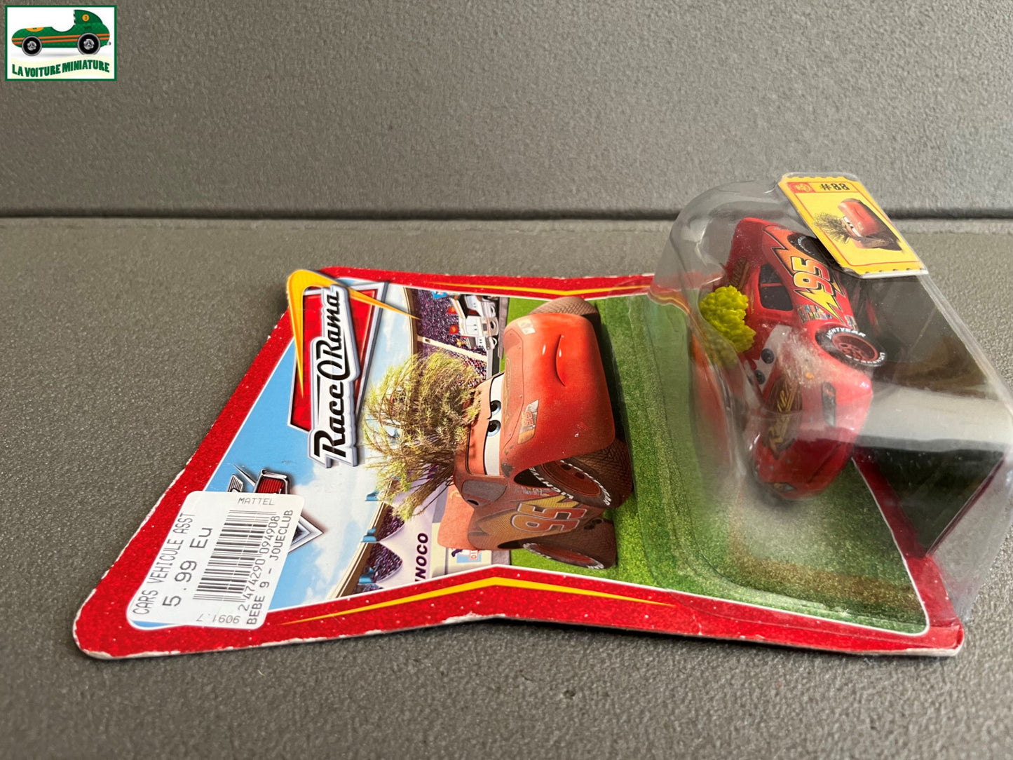 Voiture Miniature Cars Disney Pixar RaceORama Flash McQueen Herbes Mattel
