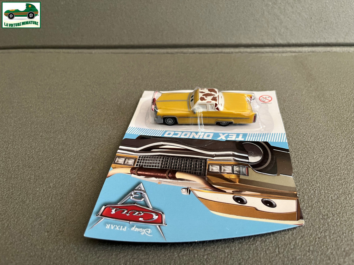Voiture Miniature Cars Disney Pixar Tex Dinoco Plastique DHP