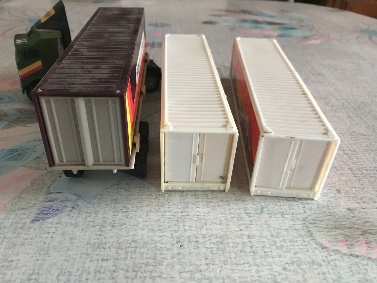 Ancienne Miniature Camion Semi Remorque Alaska Bear Prestige Express Plastique