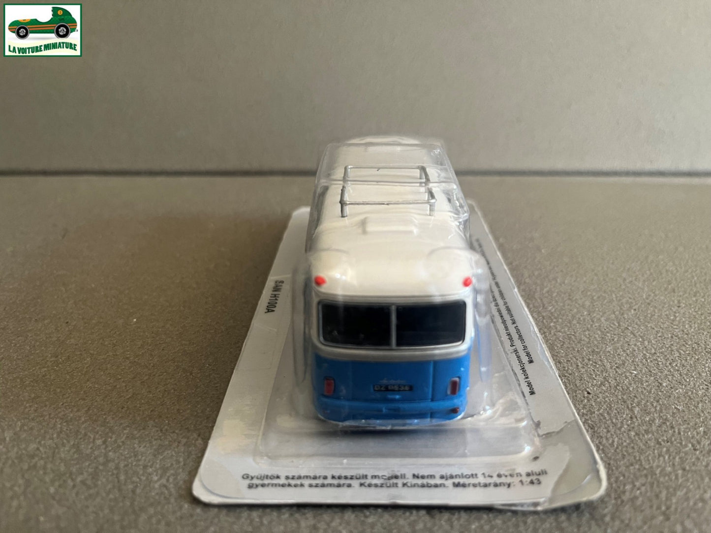 Voiture miniature SAN H100A Autobus Bus Pays de L'est IST Deagostini 1/72