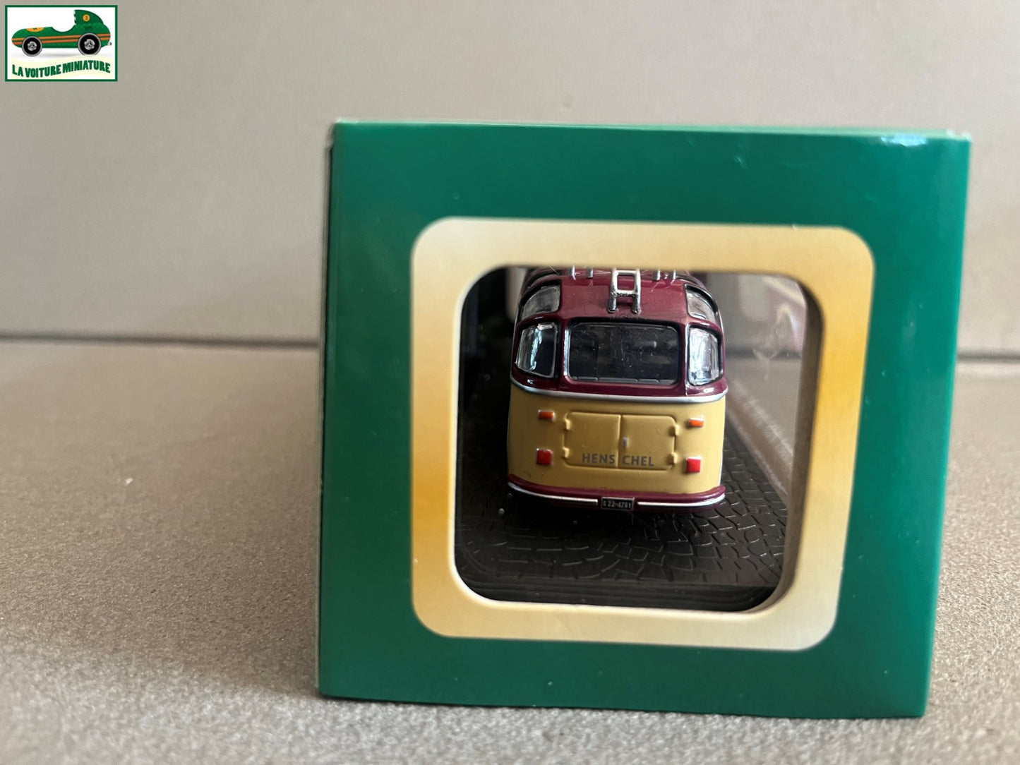 Voiture miniature Henschel HS 100 N 1953 Autobus Bus Collection Atlas 1/72