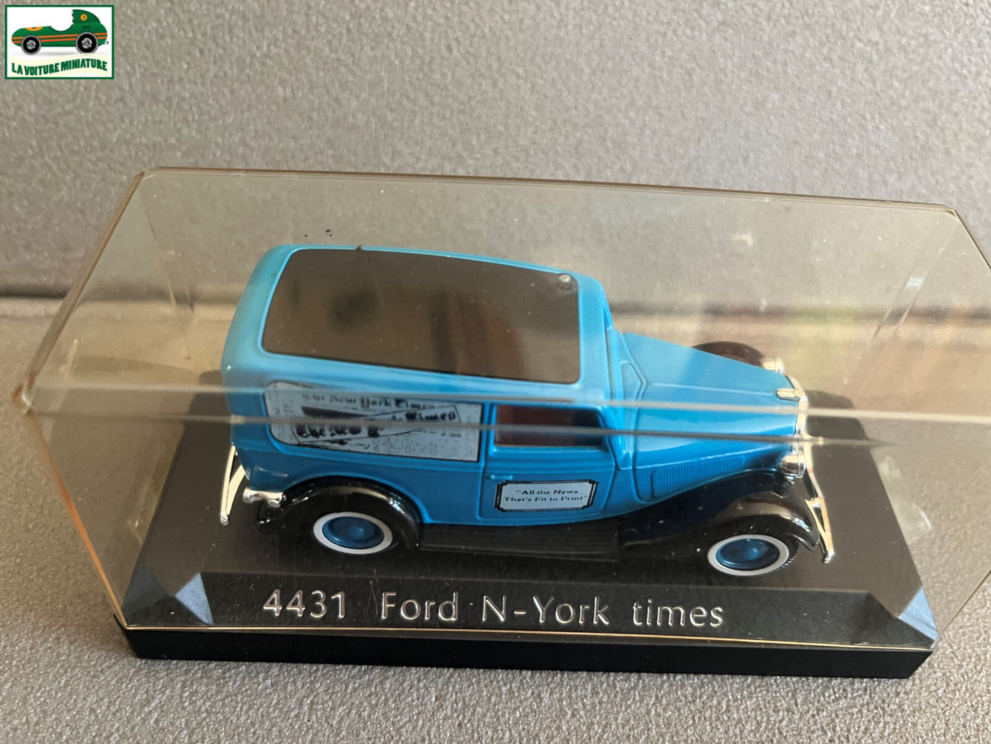 Voiture miniature 4431 Ford New-York Times Solido au 1/43