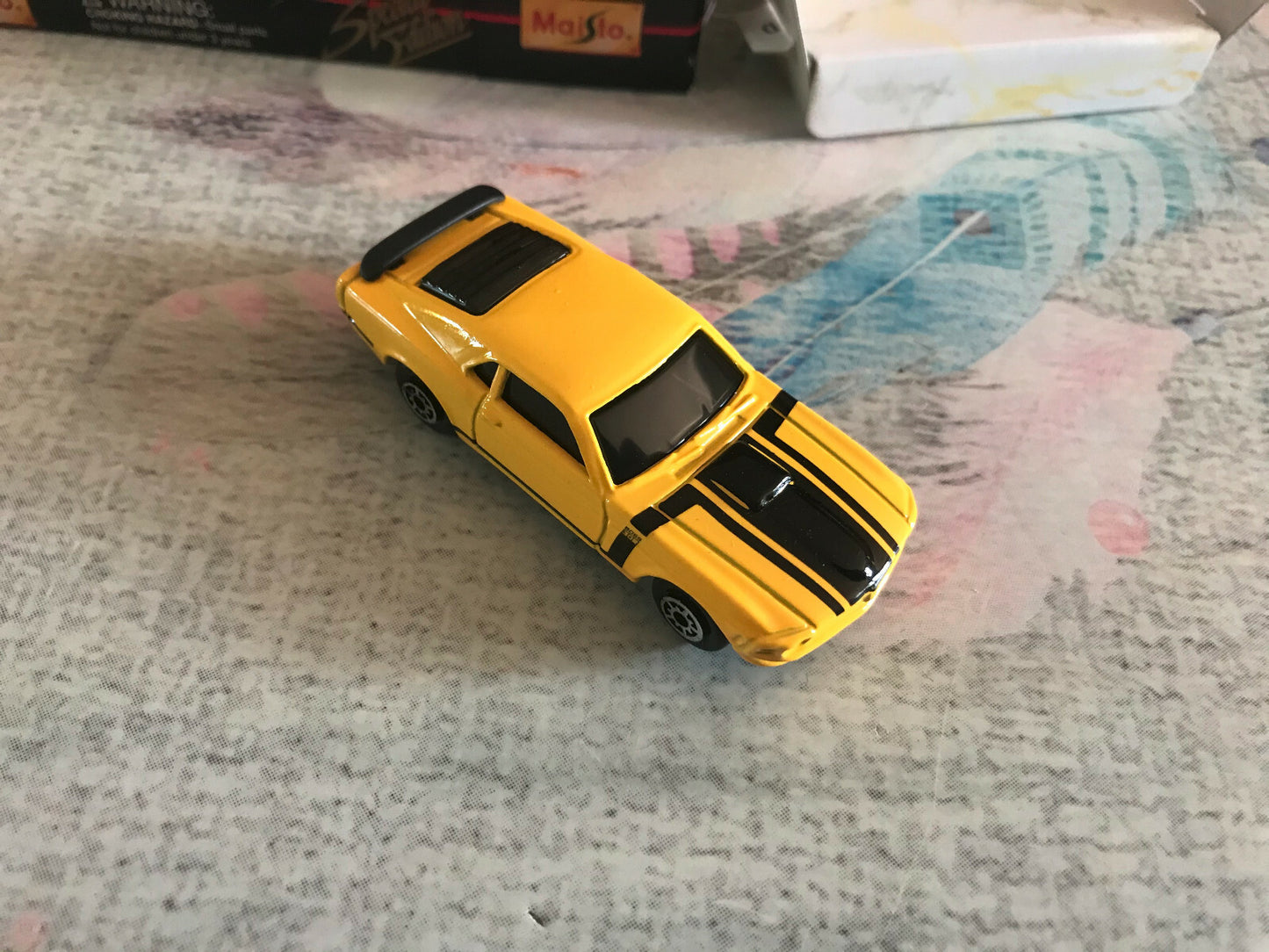 Voiture miniature Ford Boss Mustang 70 Maisto Special Edition au 1/64 1/80 1/100