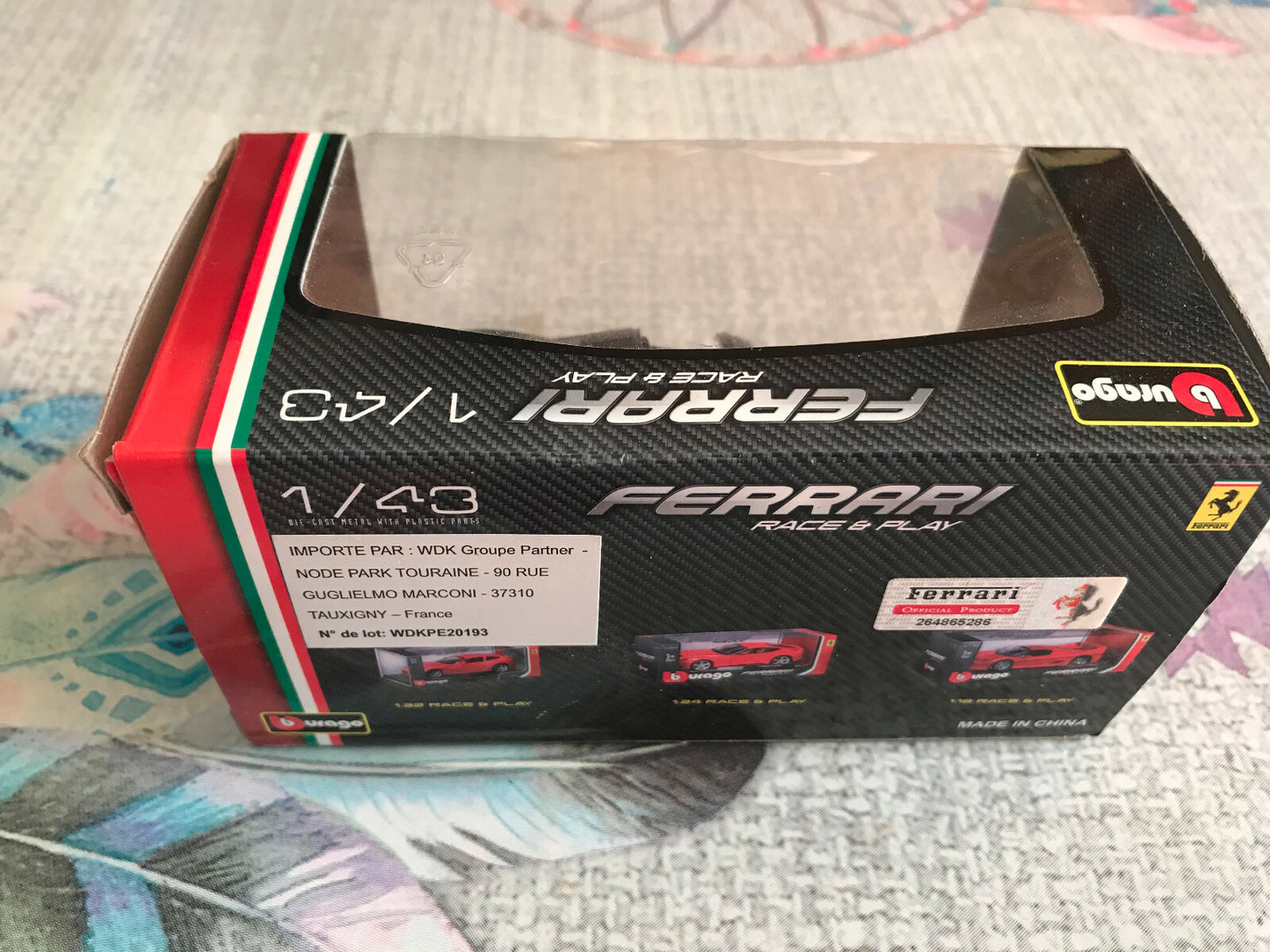 Voiture miniature Ferrari Aperta Burago Noire au 1/43