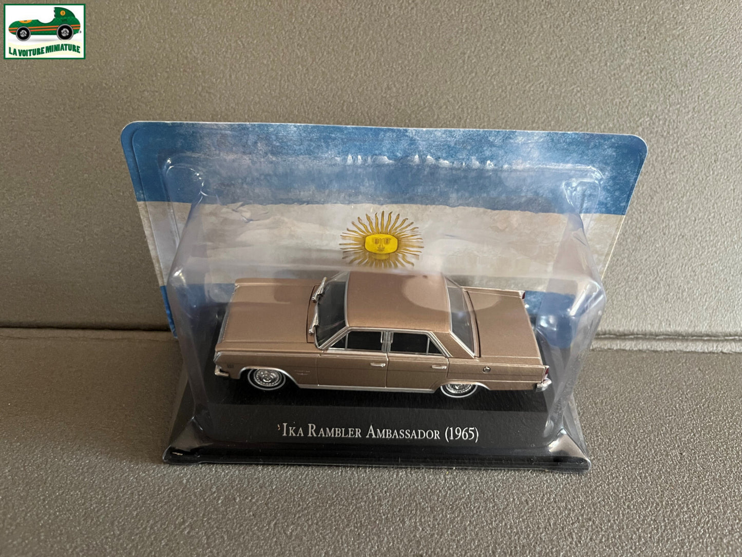 Voiture Miniature Ika Rambler Ambassador 1965 Renault 1/43