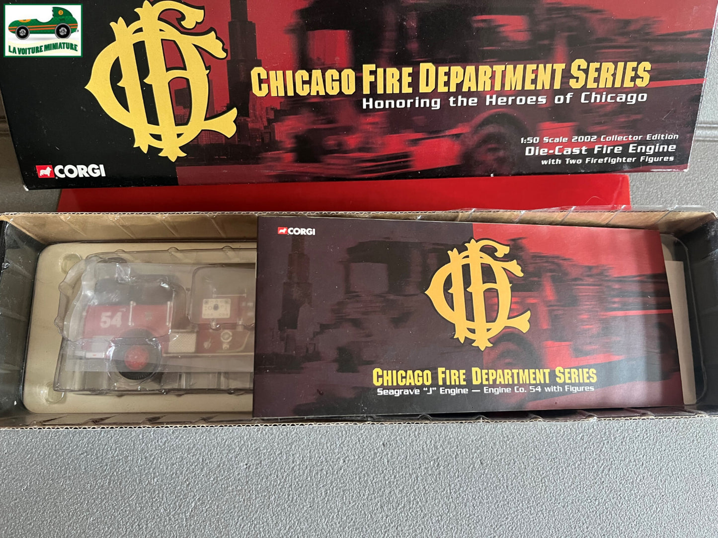 Voiture miniature Camion Pompiers Seagrave J Engine Corgi Heroes 1/50