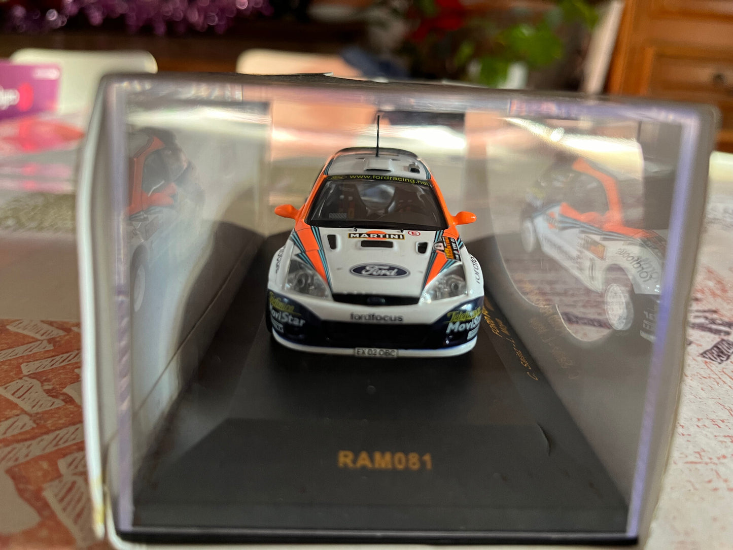 Voiture Miniature Ford Focus WRC Rallye Argentine 2002 Ixo au 1/43